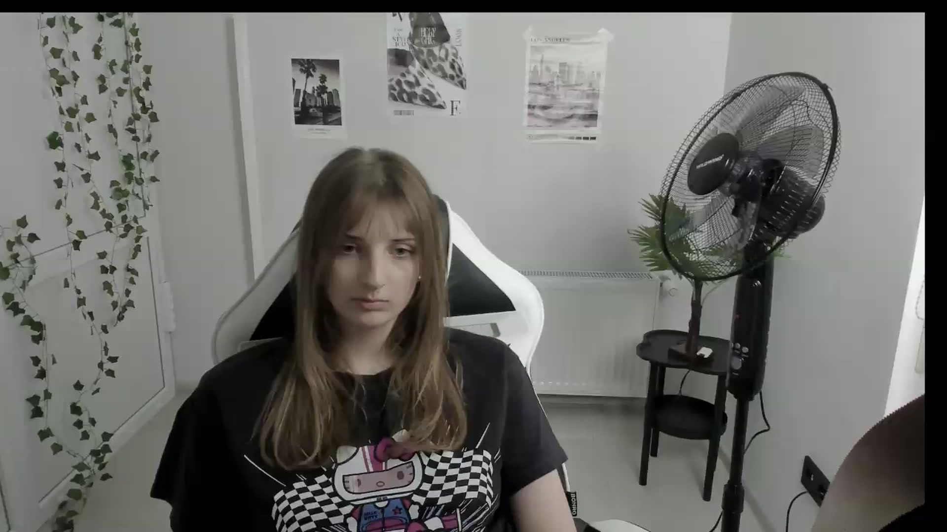 Gallery image thumbnail from Lissa_Stars's myfreecams stream on, 06/07/2026, 16:23 image 19 of 20