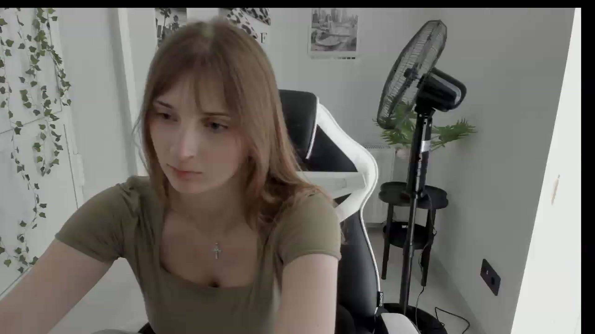 Gallery image thumbnail from Lissa_Stars's myfreecams stream on, 06/15/2026, 13:25 image 9 of 20