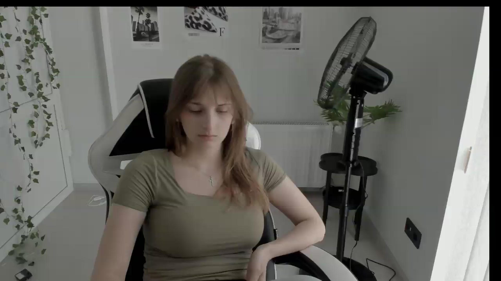 Gallery image thumbnail from Lissa_Stars's myfreecams stream on, 06/15/2026, 13:25 image 11 of 20