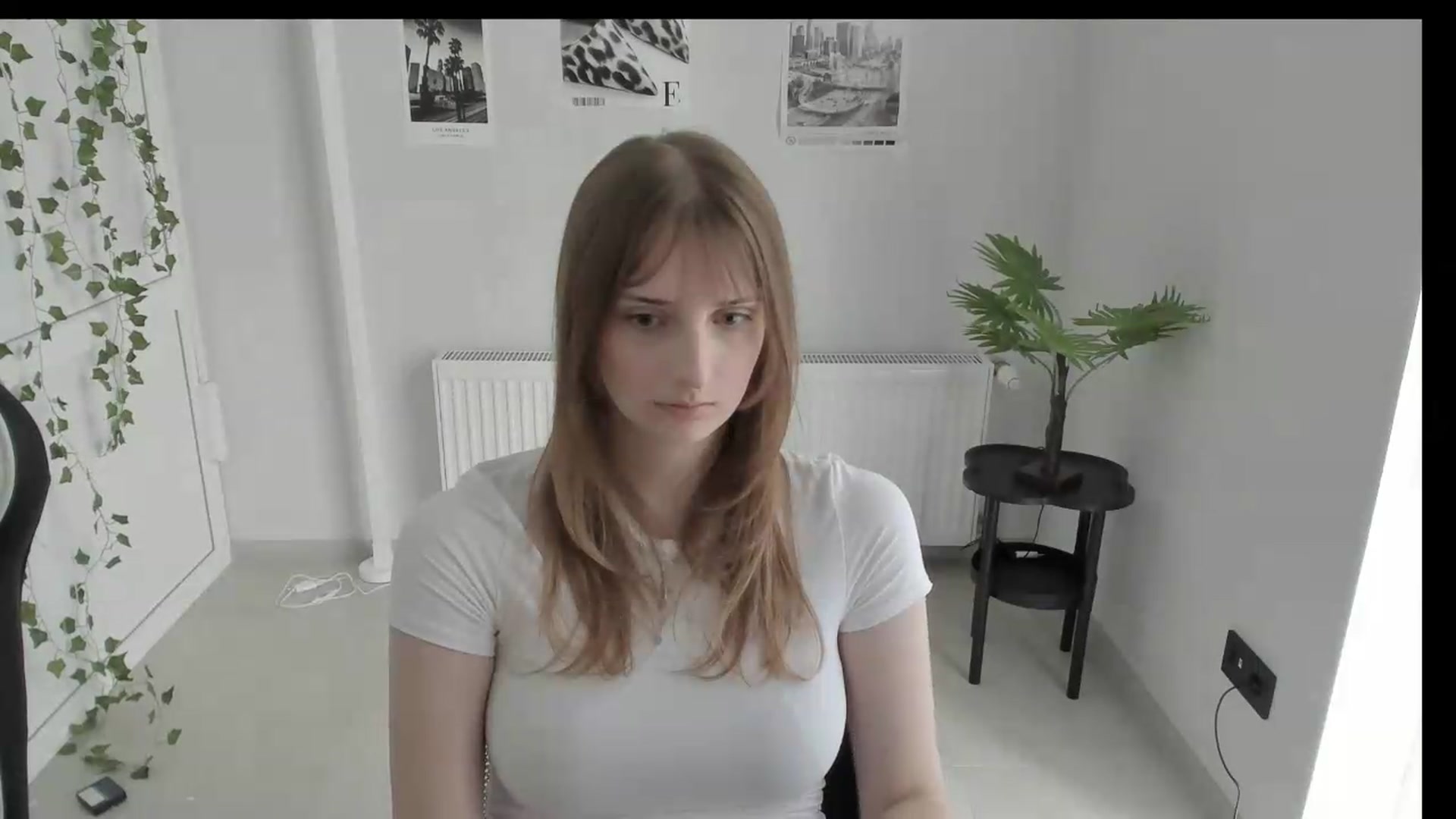 Gallery image thumbnail from Lissa_Stars's myfreecams stream on, 06/19/2026, 13:05 image 14 of 20