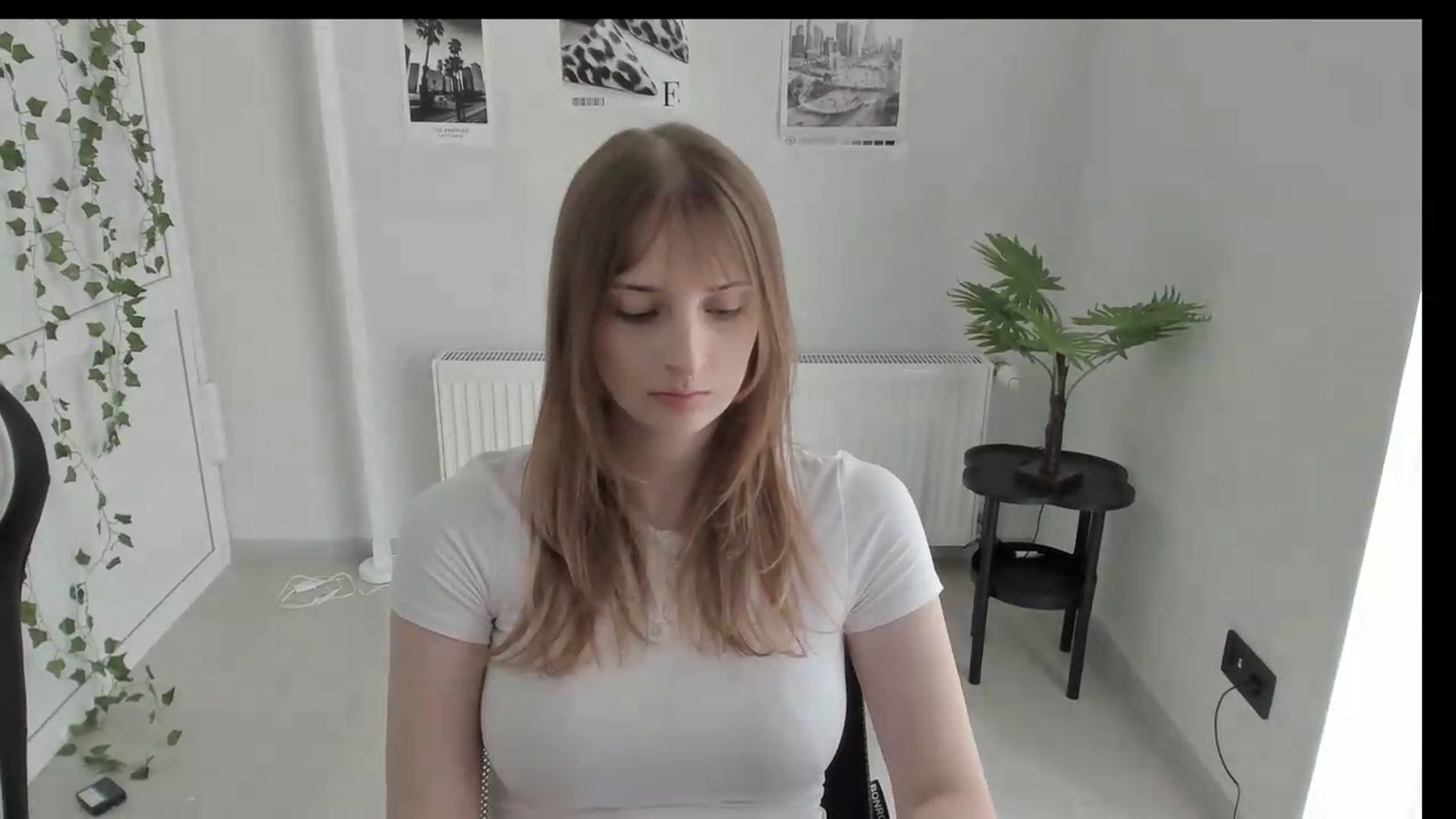 Gallery image thumbnail from Lissa_Stars's myfreecams stream on, 06/19/2026, 13:05 image 9 of 20