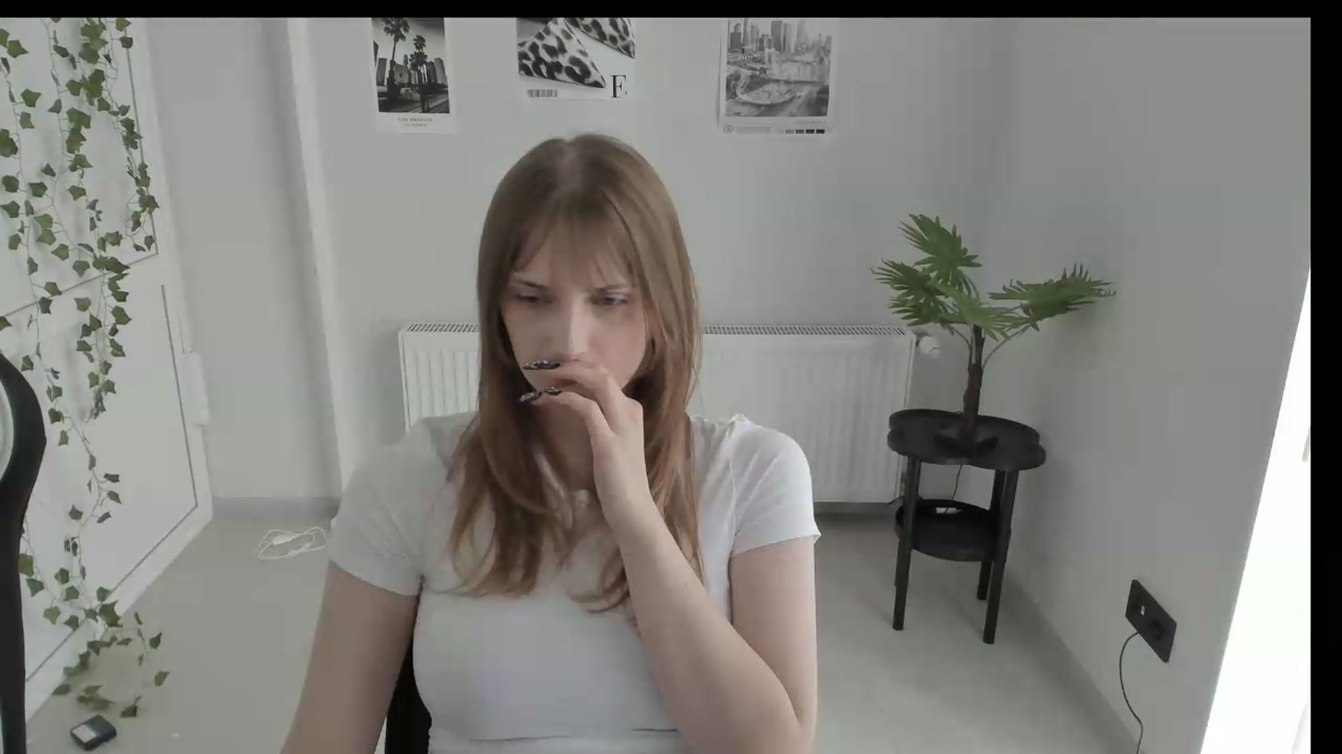 Gallery image thumbnail from Lissa_Stars's myfreecams stream on, 06/19/2026, 13:05 image 13 of 20