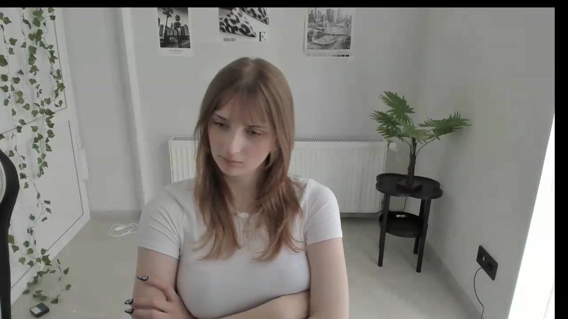 Gallery image thumbnail from Lissa_Stars's myfreecams stream on, 06/19/2026, 13:05 image 7 of 20