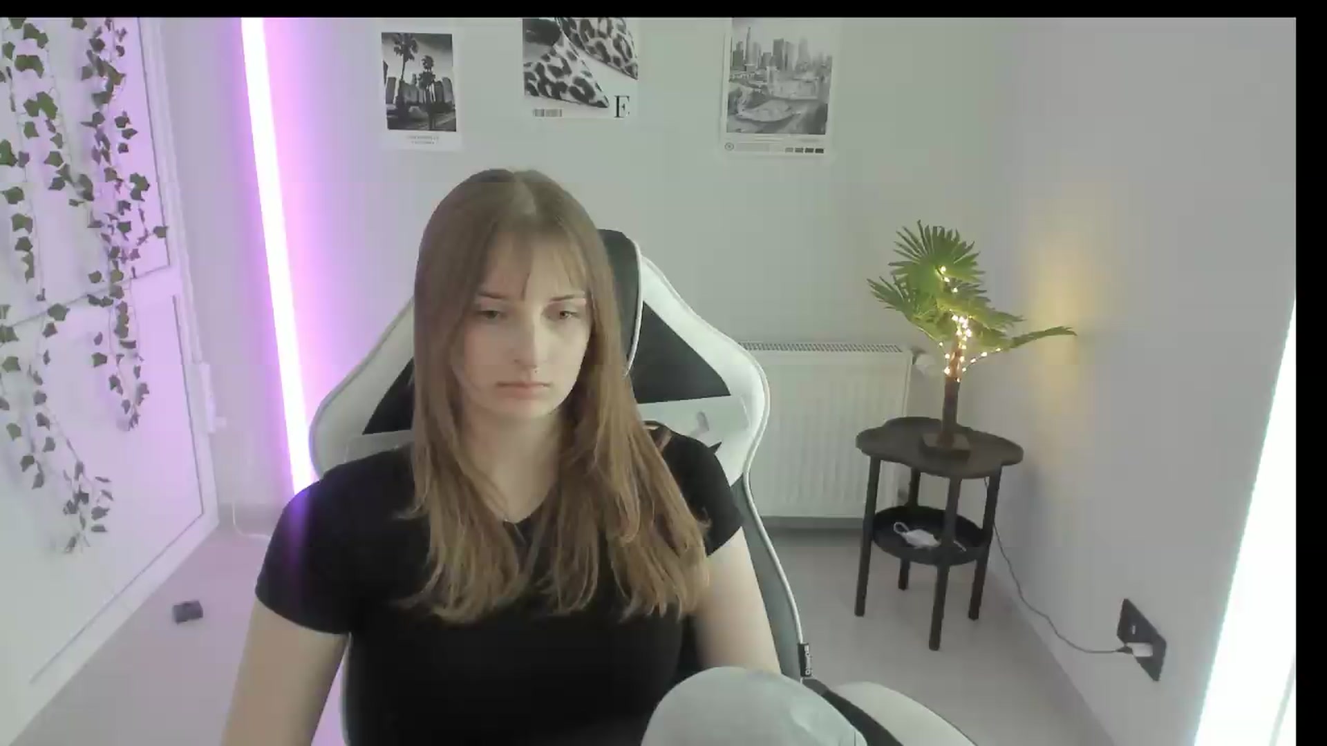 Gallery image thumbnail from Lissa_Stars's myfreecams stream on, 06/24/2026, 16:06 image 3 of 20