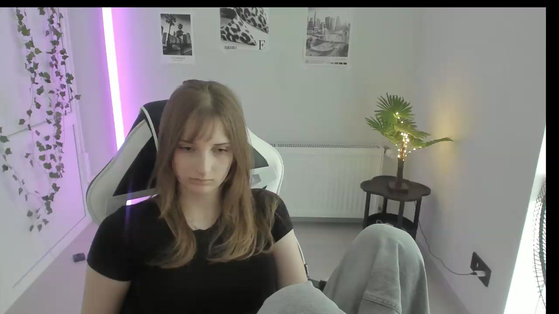 Gallery image thumbnail from Lissa_Stars's myfreecams stream on, 06/24/2026, 16:06 image 8 of 20