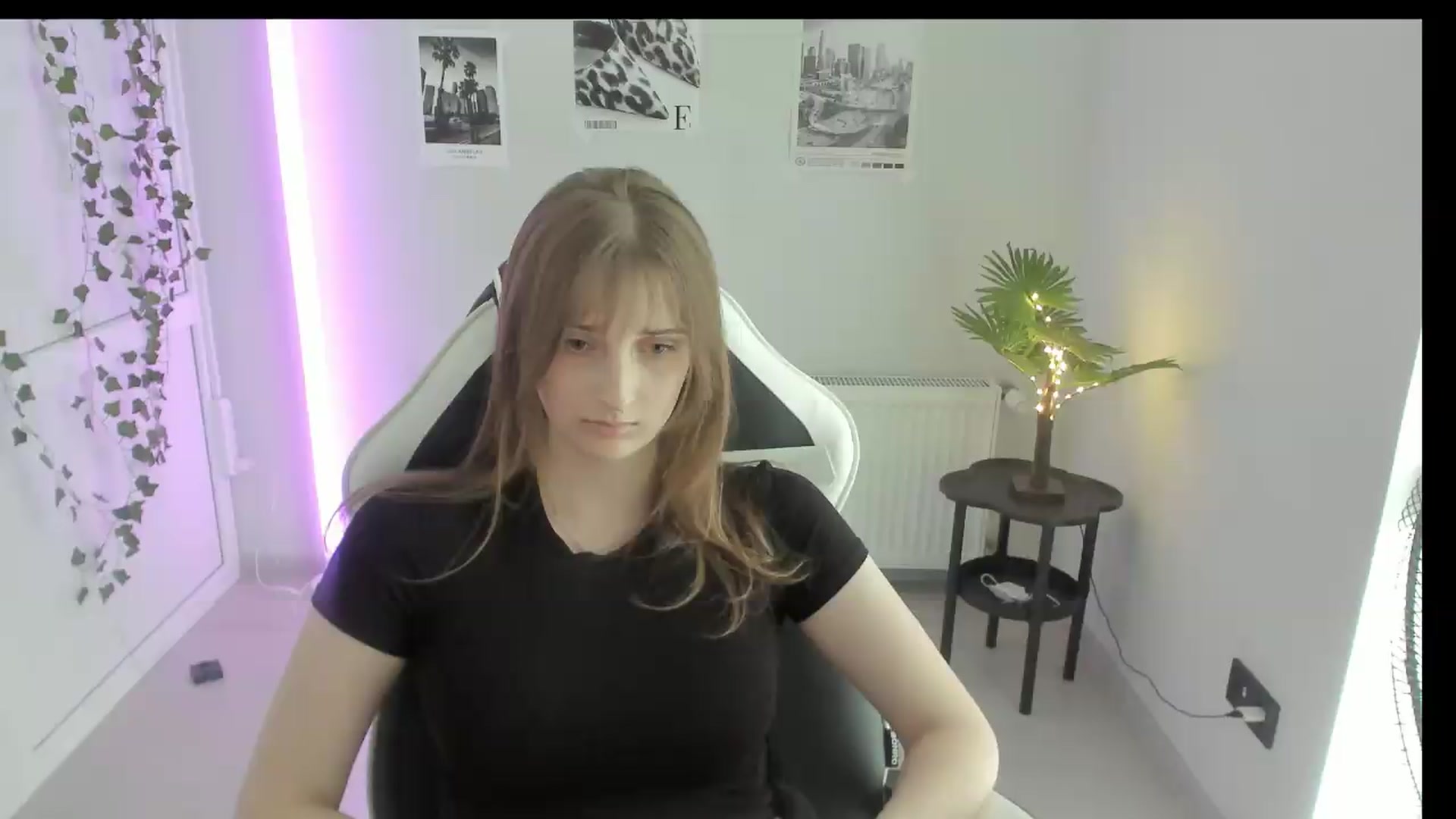 Gallery image thumbnail from Lissa_Stars's myfreecams stream on, 06/24/2026, 16:06 image 13 of 20