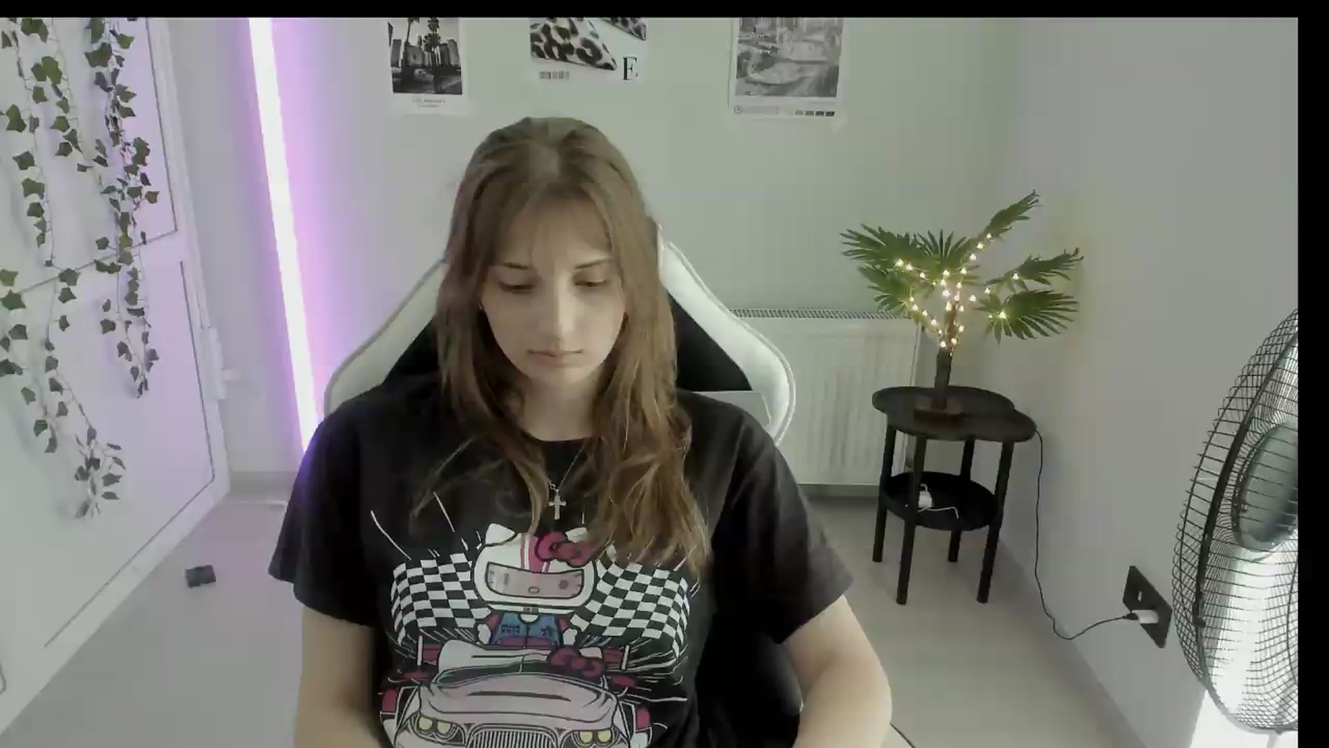 Gallery image thumbnail from Lissa_Stars's myfreecams stream on, 06/25/2026, 13:10 image 12 of 20