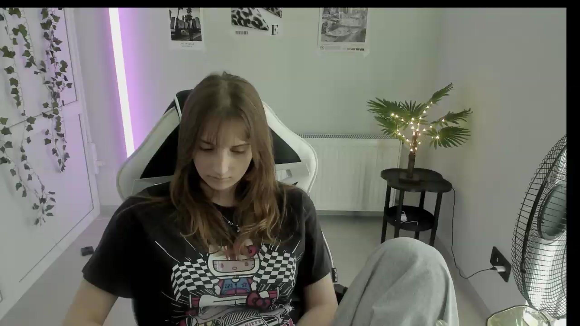 Gallery image thumbnail from Lissa_Stars's myfreecams stream on, 06/25/2026, 13:10 image 8 of 20