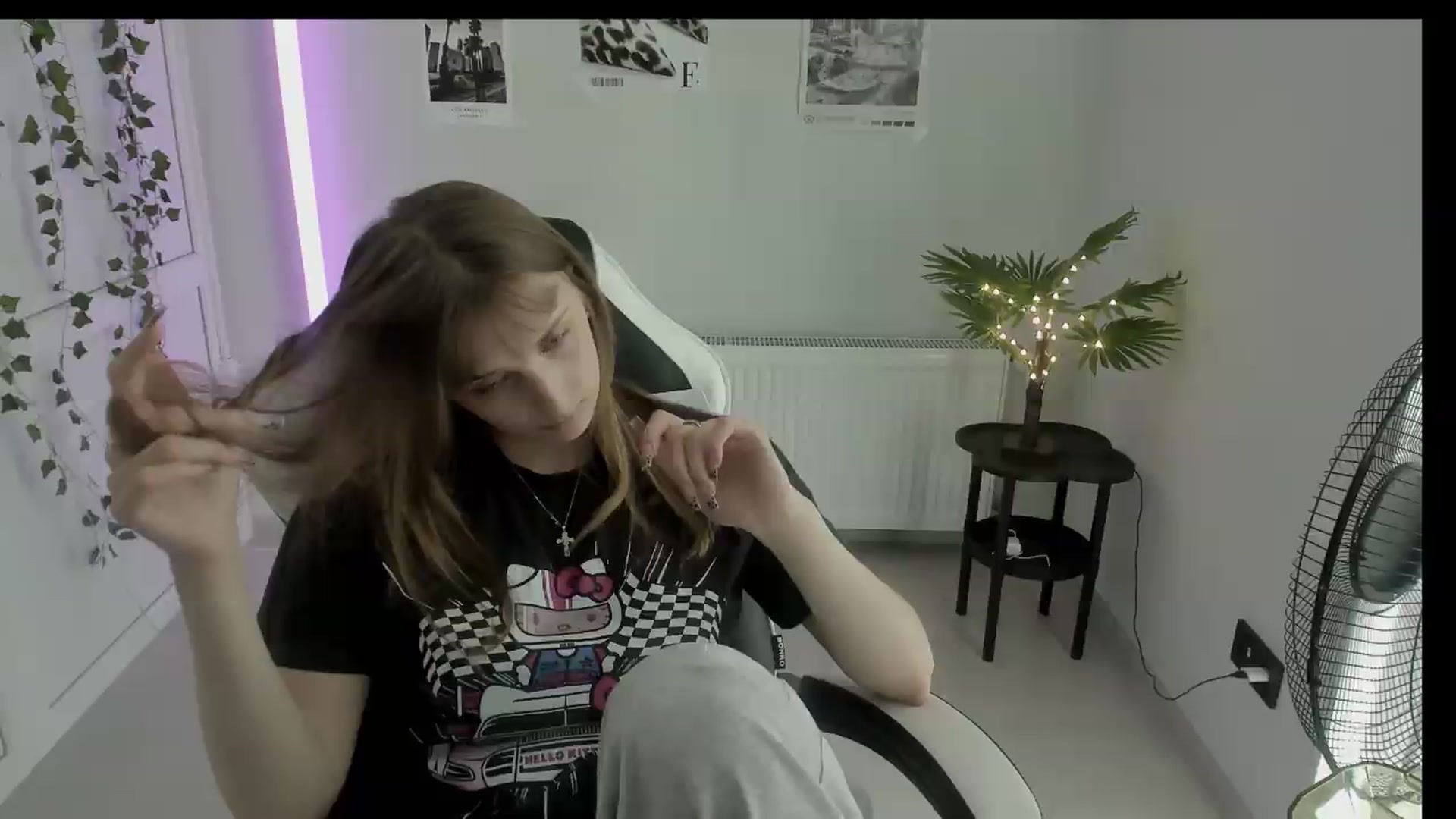 Gallery image thumbnail from Lissa_Stars's myfreecams stream on, 06/25/2026, 13:10 image 19 of 20