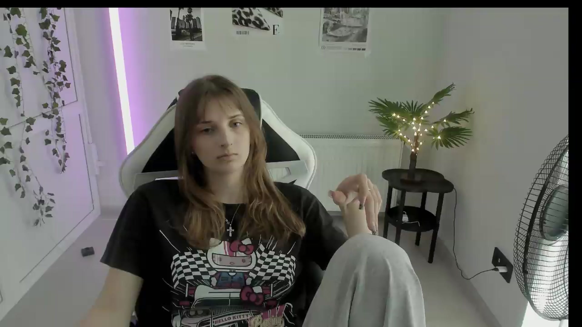 Gallery image thumbnail from Lissa_Stars's myfreecams stream on, 06/25/2026, 13:10 image 18 of 20