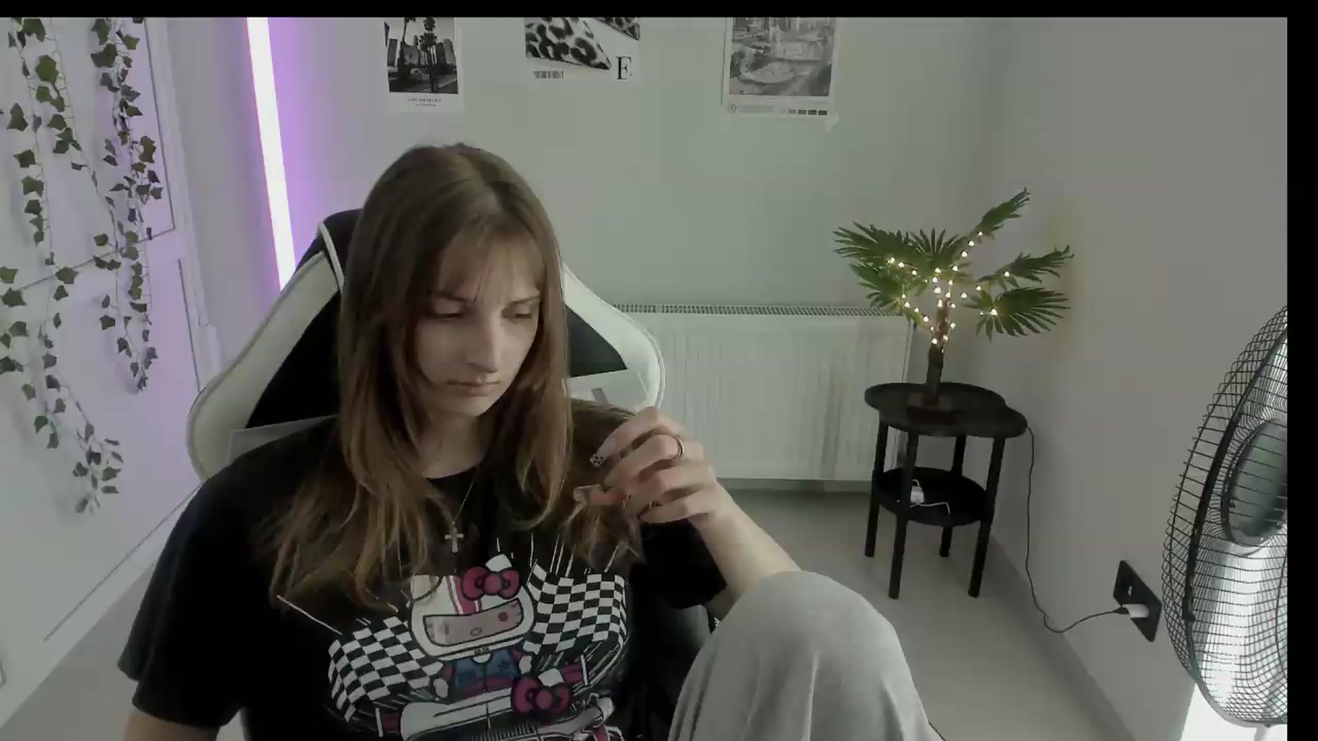 Gallery image thumbnail from Lissa_Stars's myfreecams stream on, 06/25/2026, 13:10 image 4 of 20