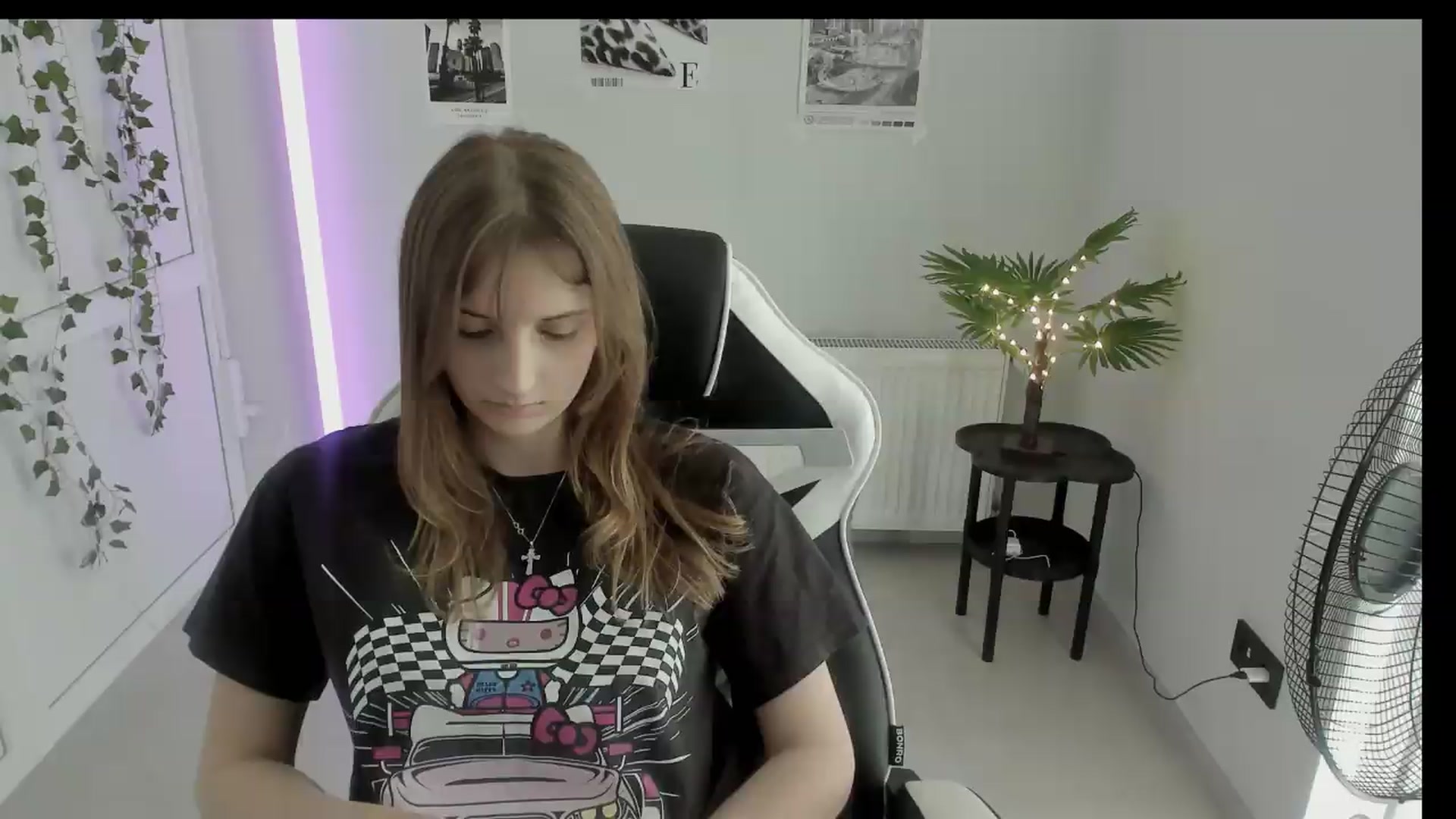 Gallery image thumbnail from Lissa_Stars's myfreecams stream on, 06/25/2026, 13:10 image 9 of 20