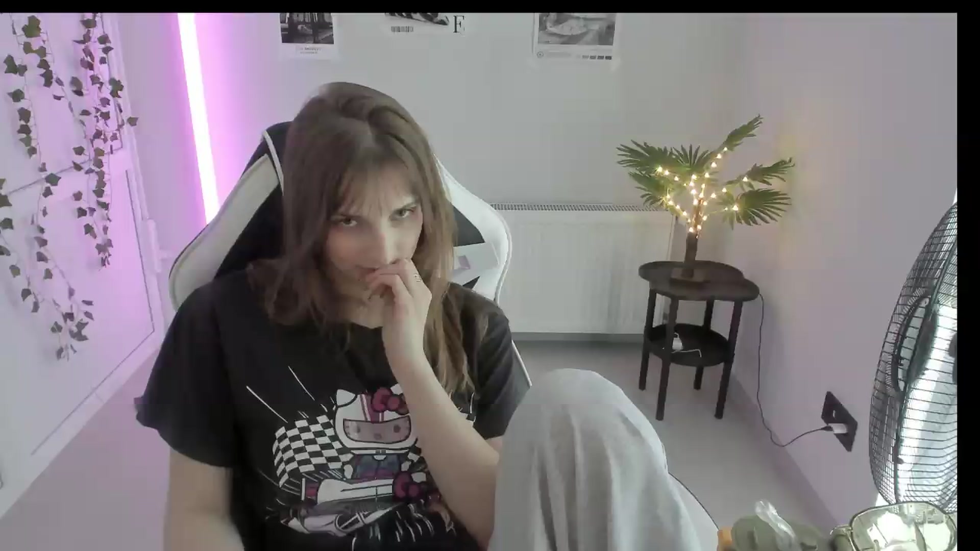 Gallery image thumbnail from Lissa_Stars's myfreecams stream on, 06/25/2026, 15:16 image 13 of 20