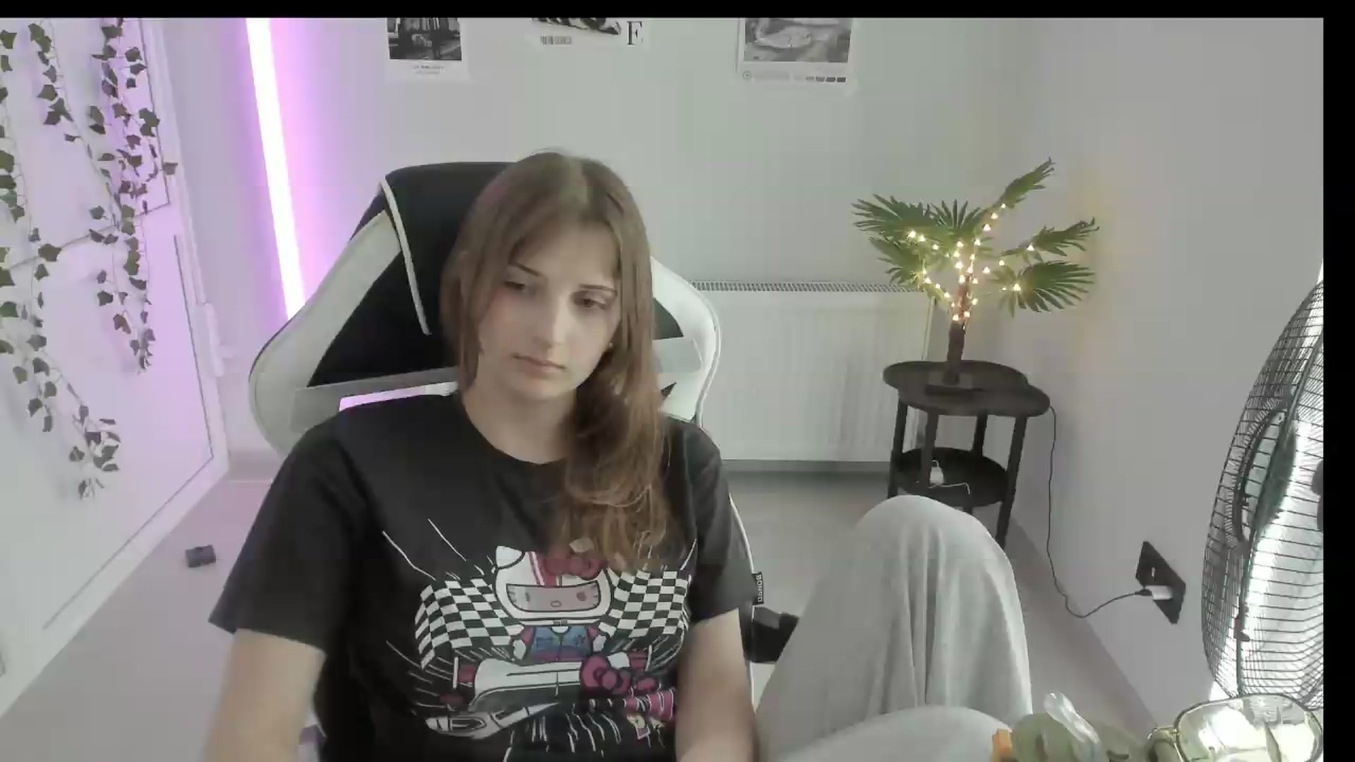 Gallery image thumbnail from Lissa_Stars's myfreecams stream on, 06/25/2026, 15:16 image 18 of 20