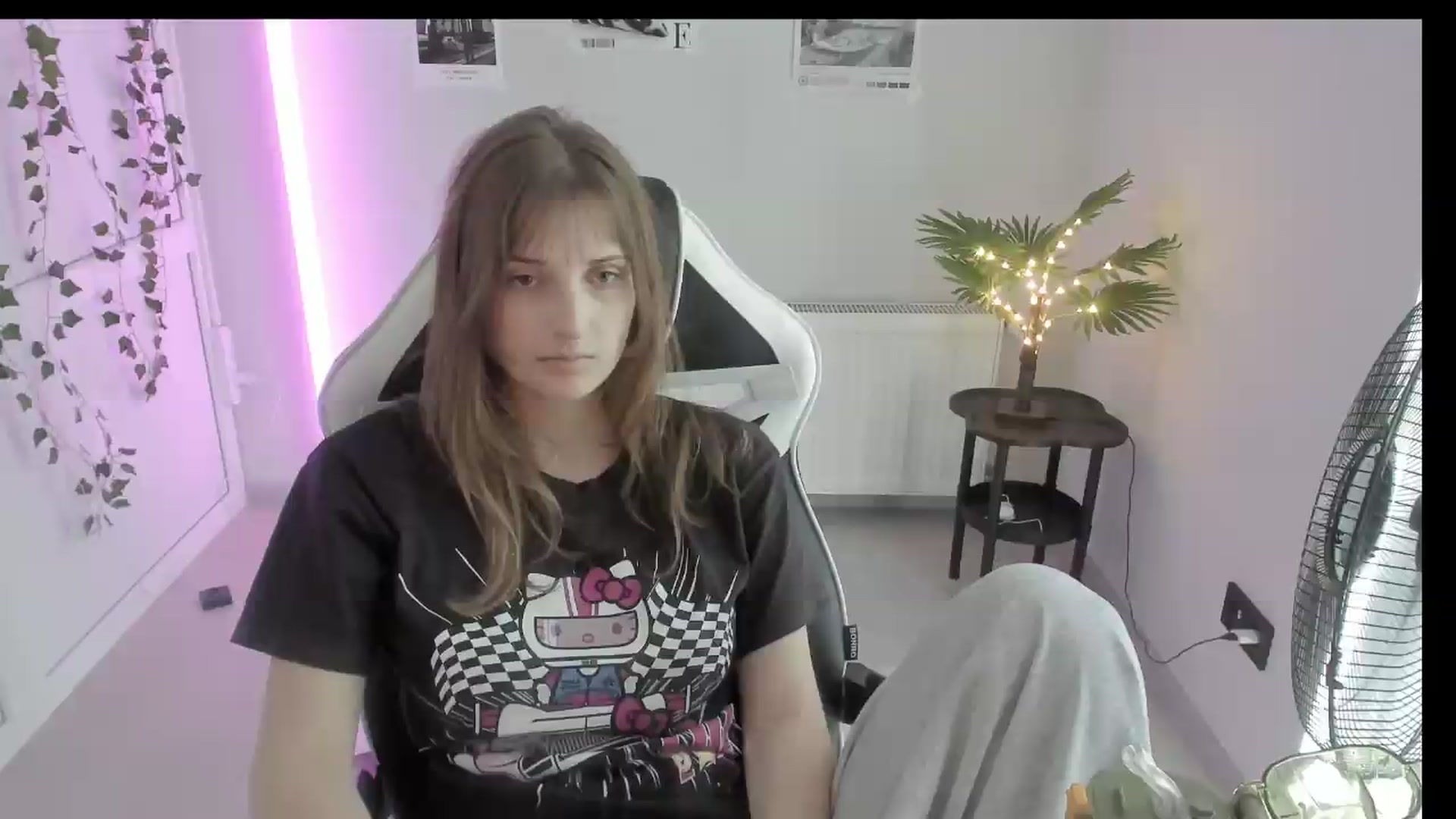 Gallery image thumbnail from Lissa_Stars's myfreecams stream on, 06/25/2026, 15:16 image 14 of 20