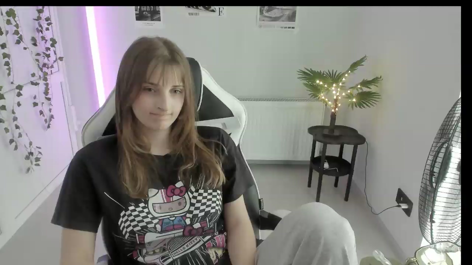 Gallery image thumbnail from Lissa_Stars's myfreecams stream on, 06/25/2026, 15:16 image 3 of 20