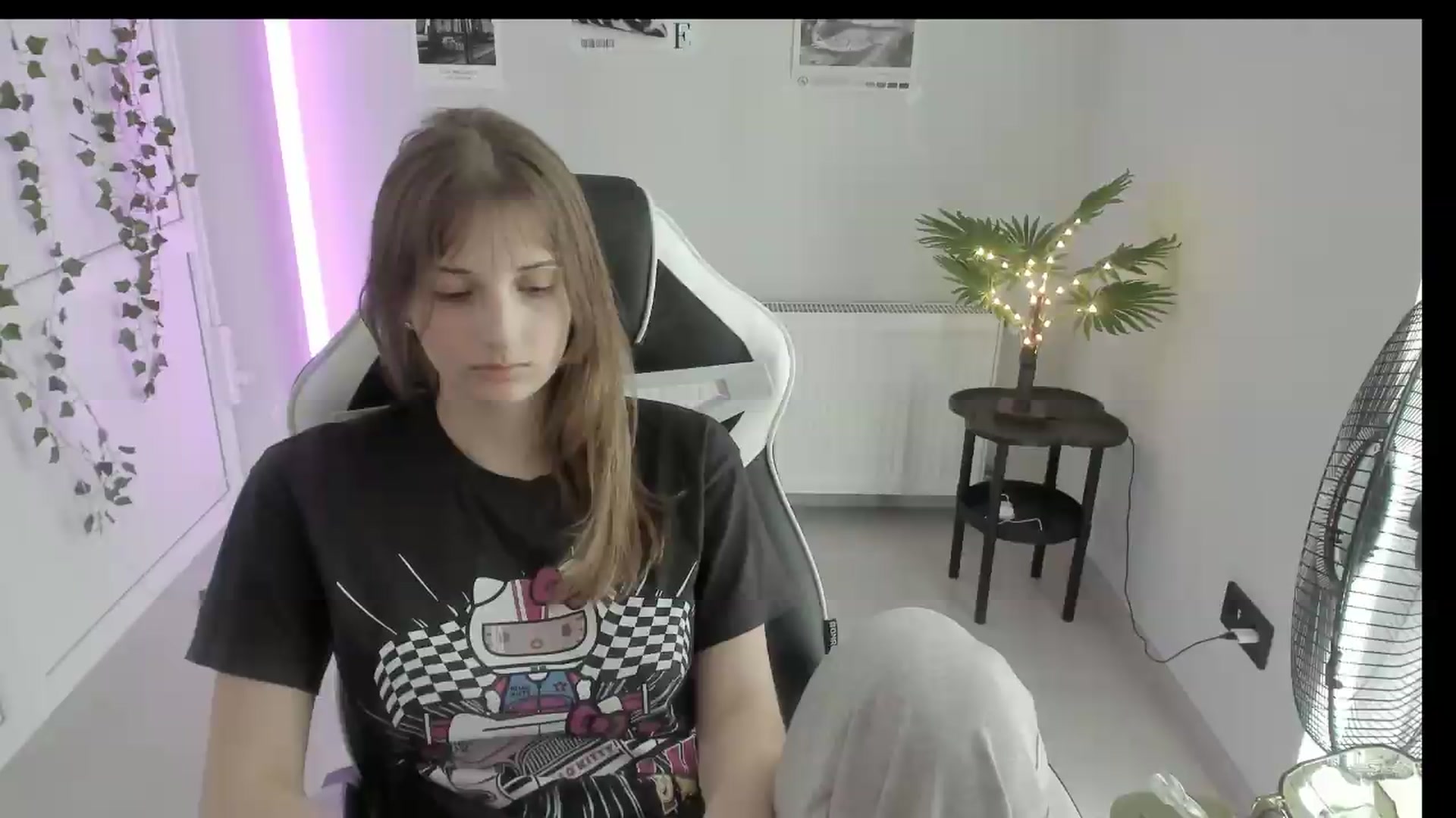 Gallery image thumbnail from Lissa_Stars's myfreecams stream on, 06/25/2026, 15:16 image 6 of 20