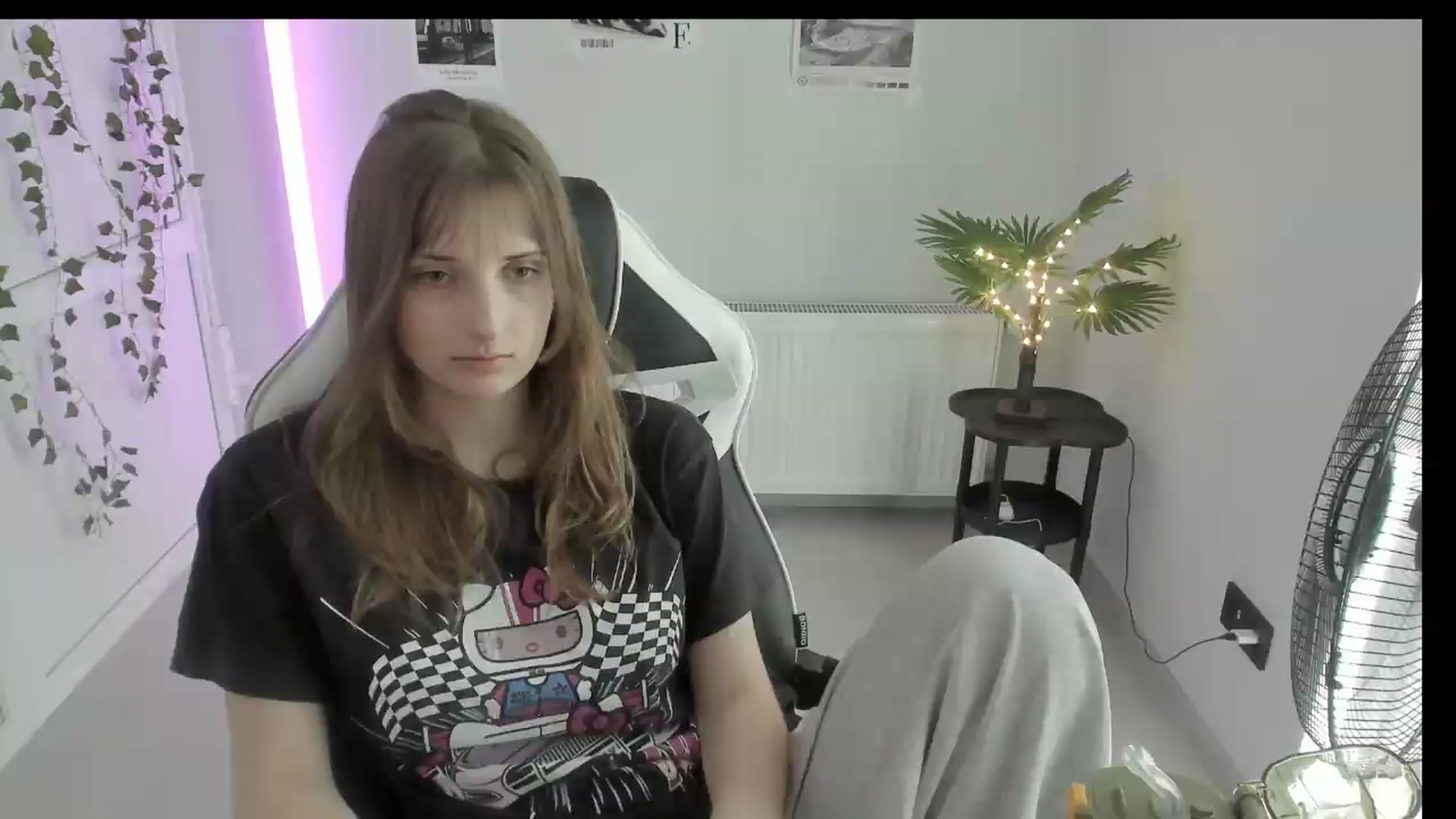 Gallery image thumbnail from Lissa_Stars's myfreecams stream on, 06/25/2026, 15:16 image 12 of 20