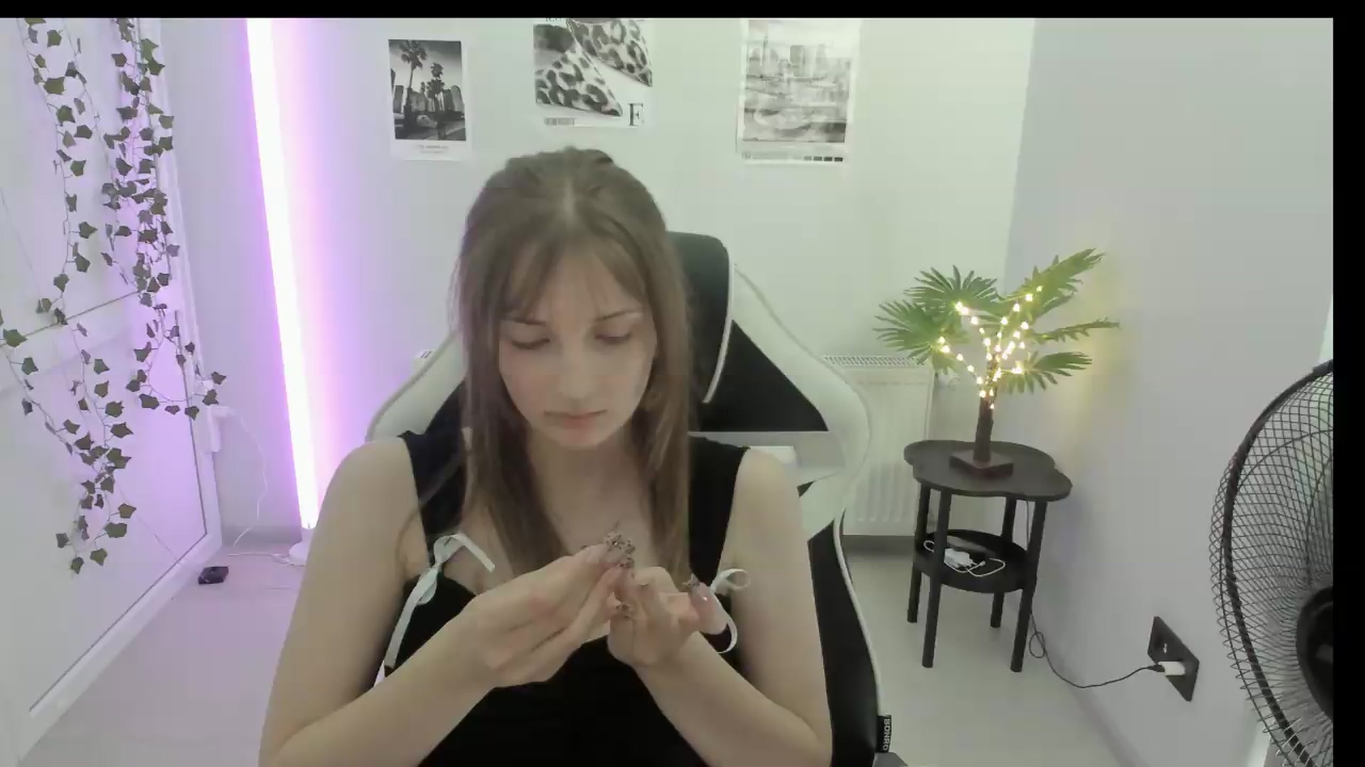 Gallery image thumbnail from Lissa_Stars's myfreecams stream on, 06/29/2026, 13:46 image 2 of 20
