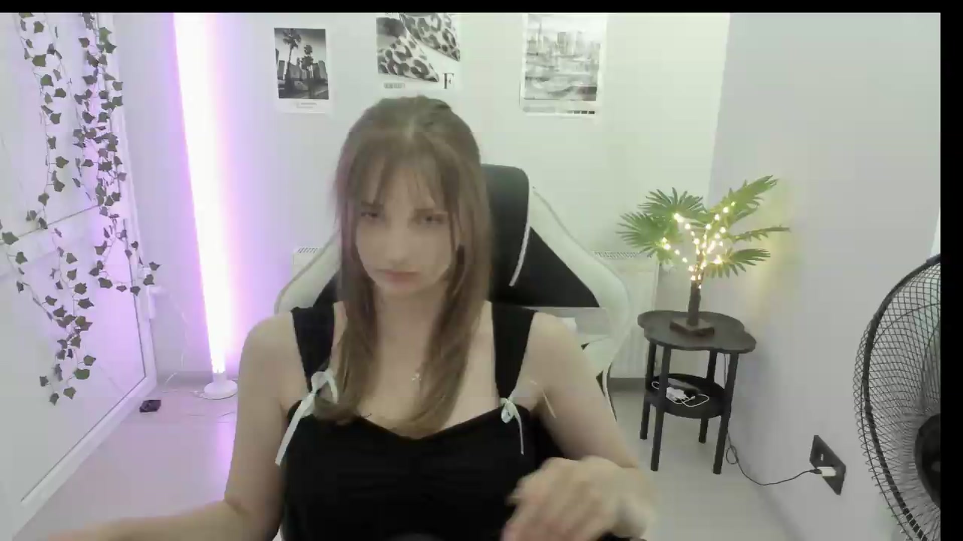 Gallery image thumbnail from Lissa_Stars's myfreecams stream on, 06/29/2026, 13:46 image 1 of 20