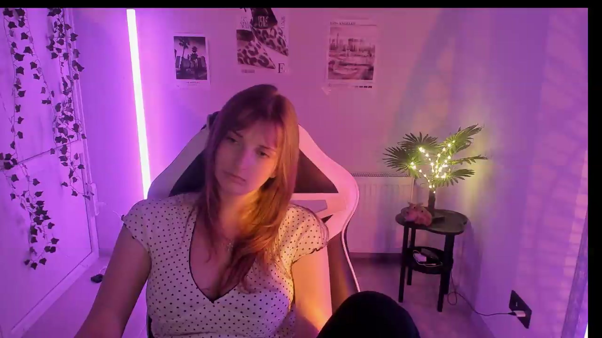 Gallery image thumbnail from Lissa_Stars's myfreecams stream on, 07/04/2026, 19:06 image 10 of 20