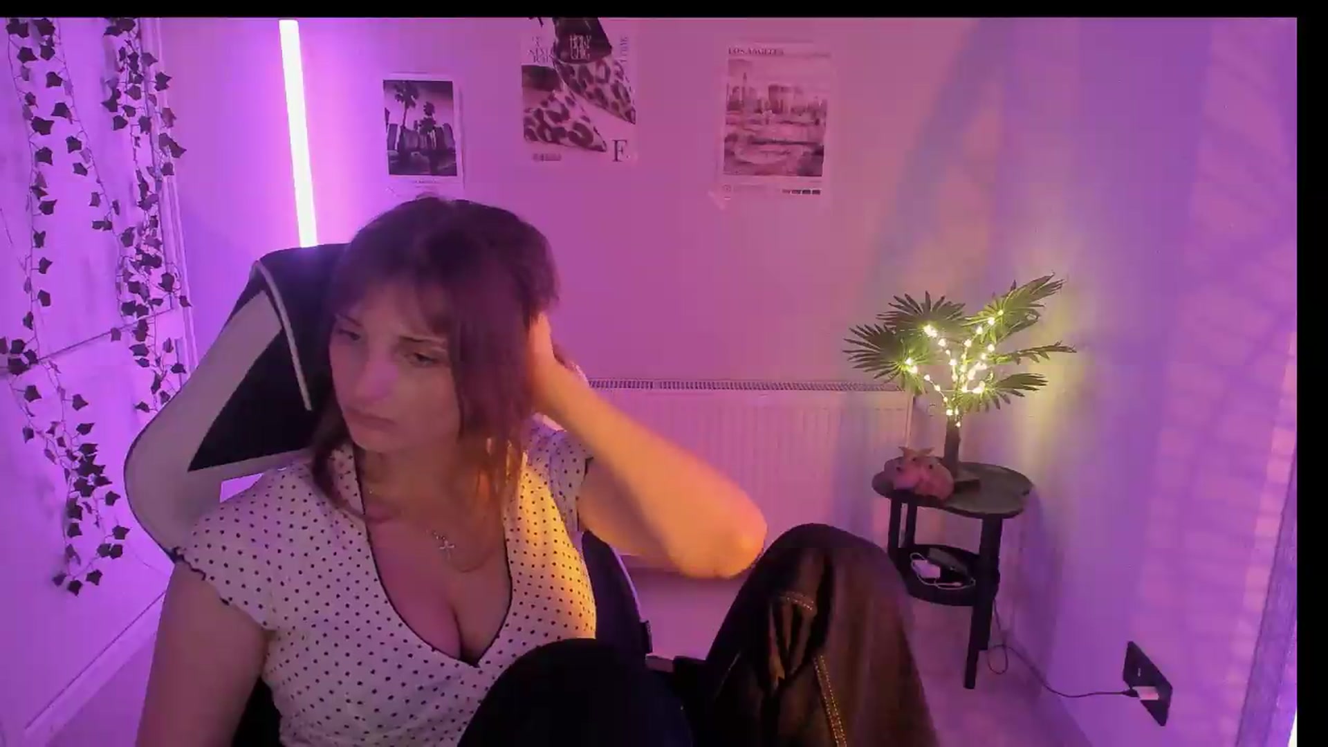 Gallery image thumbnail from Lissa_Stars's myfreecams stream on, 07/04/2026, 19:06 image 16 of 20