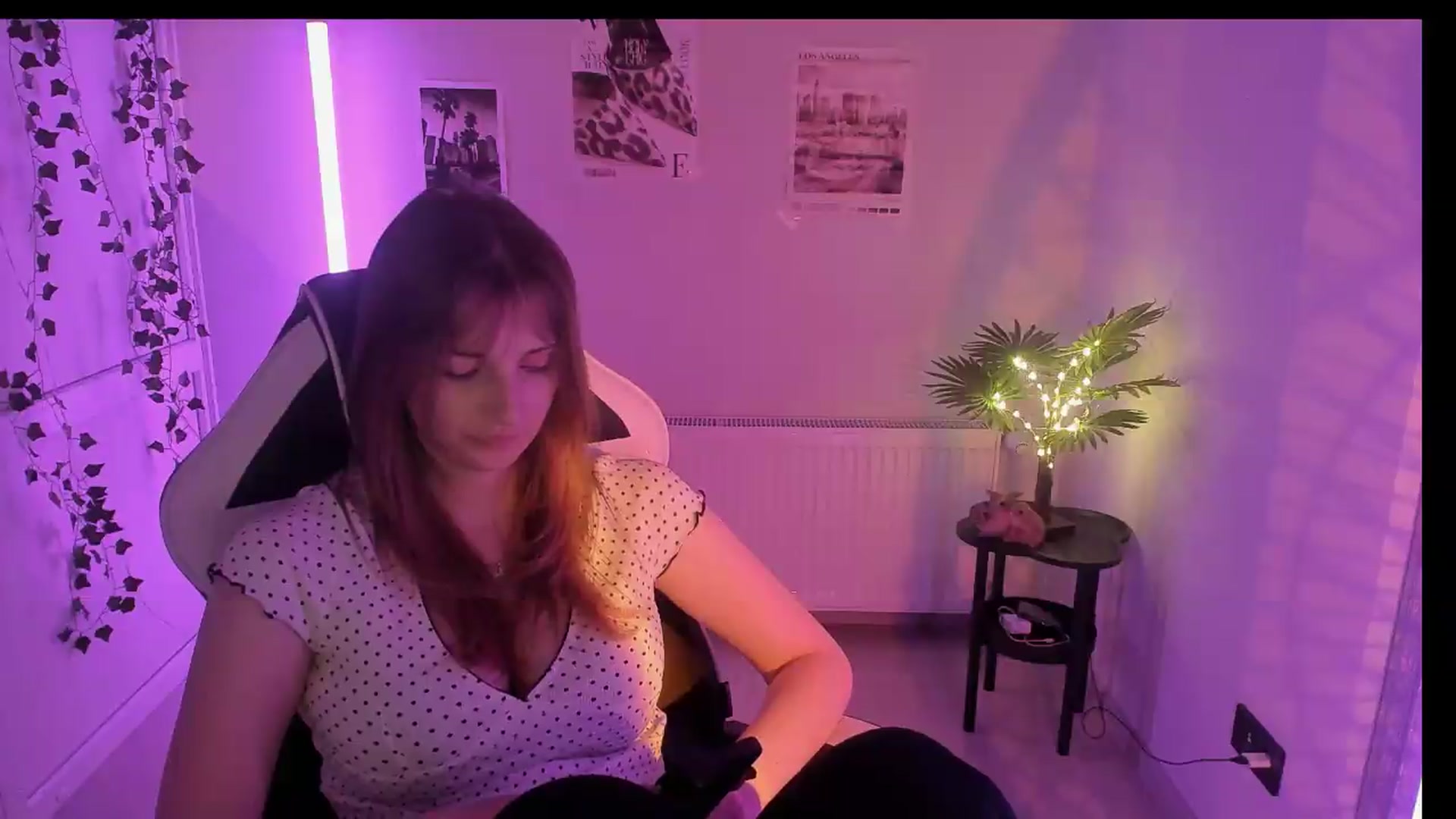 Gallery image thumbnail from Lissa_Stars's myfreecams stream on, 07/04/2026, 19:06 image 14 of 20
