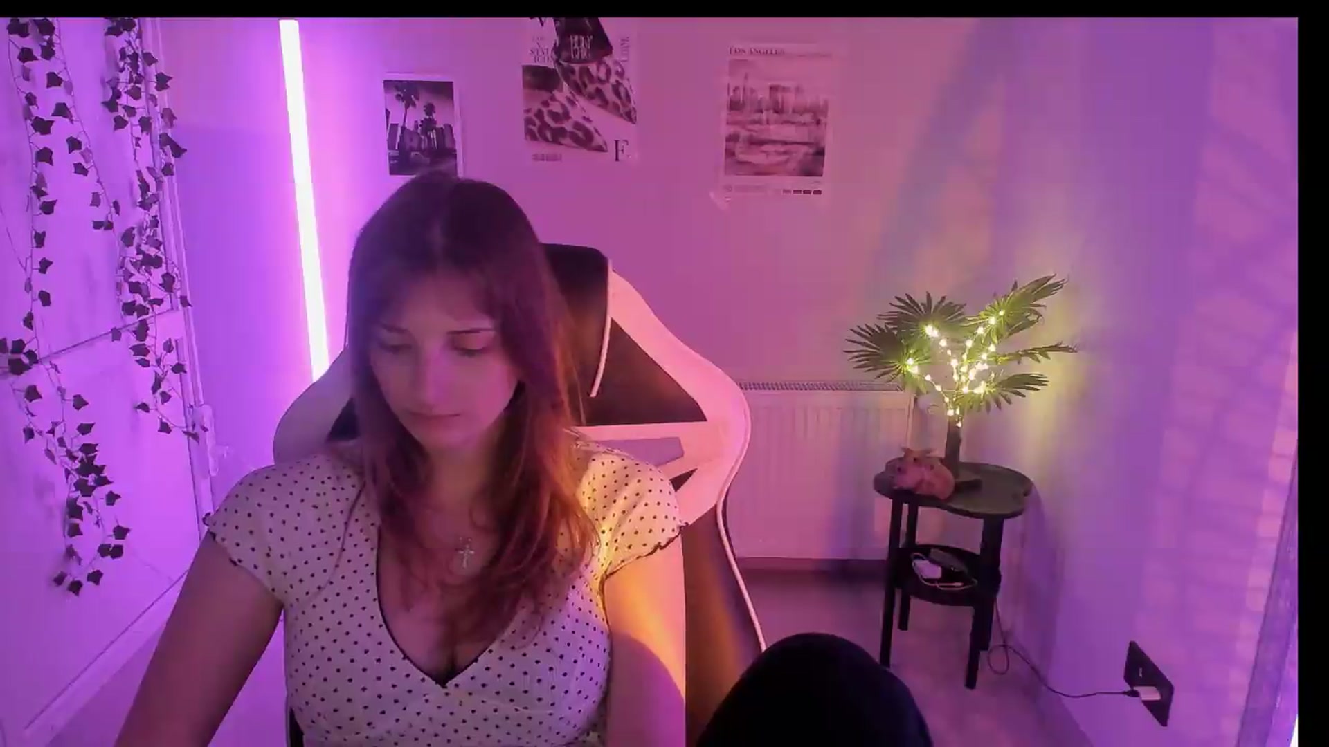 Gallery image thumbnail from Lissa_Stars's myfreecams stream on, 07/04/2026, 19:06 image 6 of 20