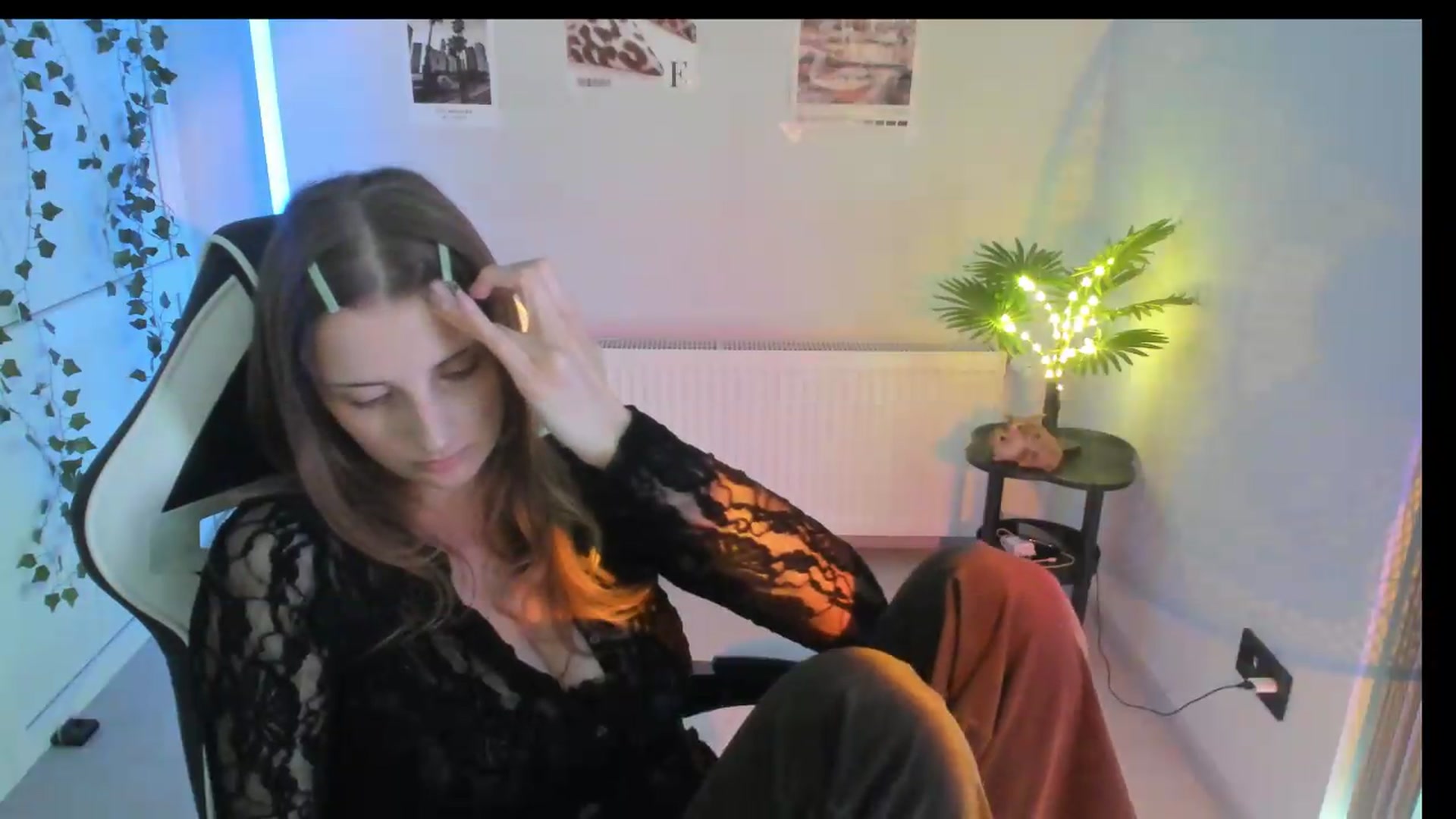 Gallery image thumbnail from Lissa_Stars's myfreecams stream on, 07/07/2026, 14:29 image 2 of 20