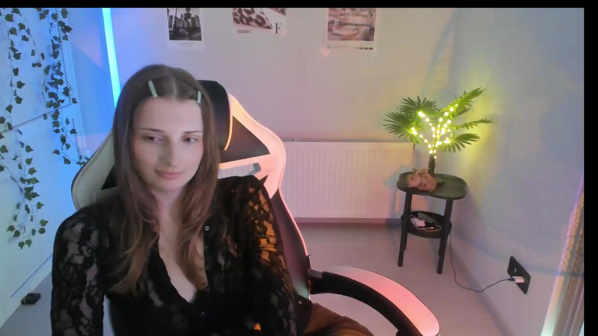 Gallery image thumbnail from Lissa_Stars's myfreecams stream on, 07/07/2026, 14:29 image 16 of 20