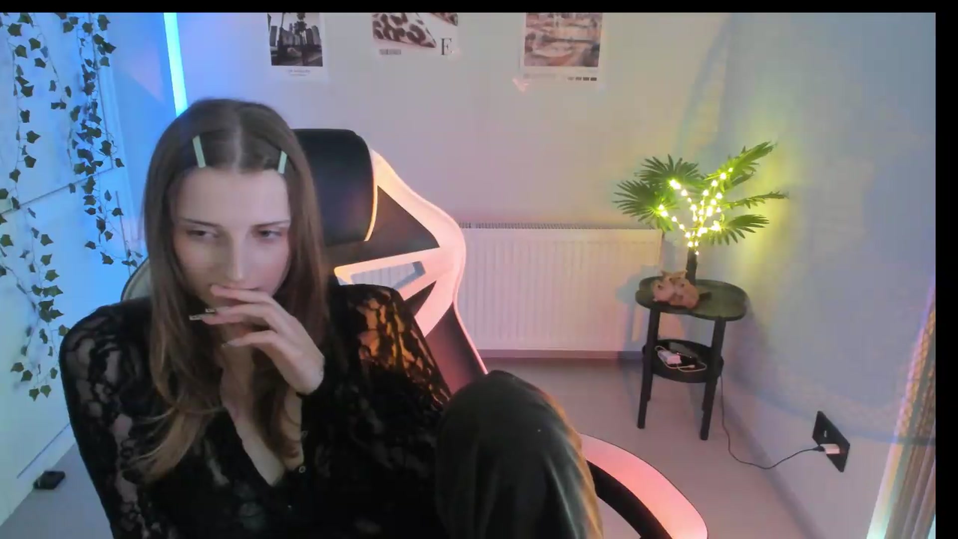 Gallery image thumbnail from Lissa_Stars's myfreecams stream on, 07/07/2026, 14:29 image 18 of 20