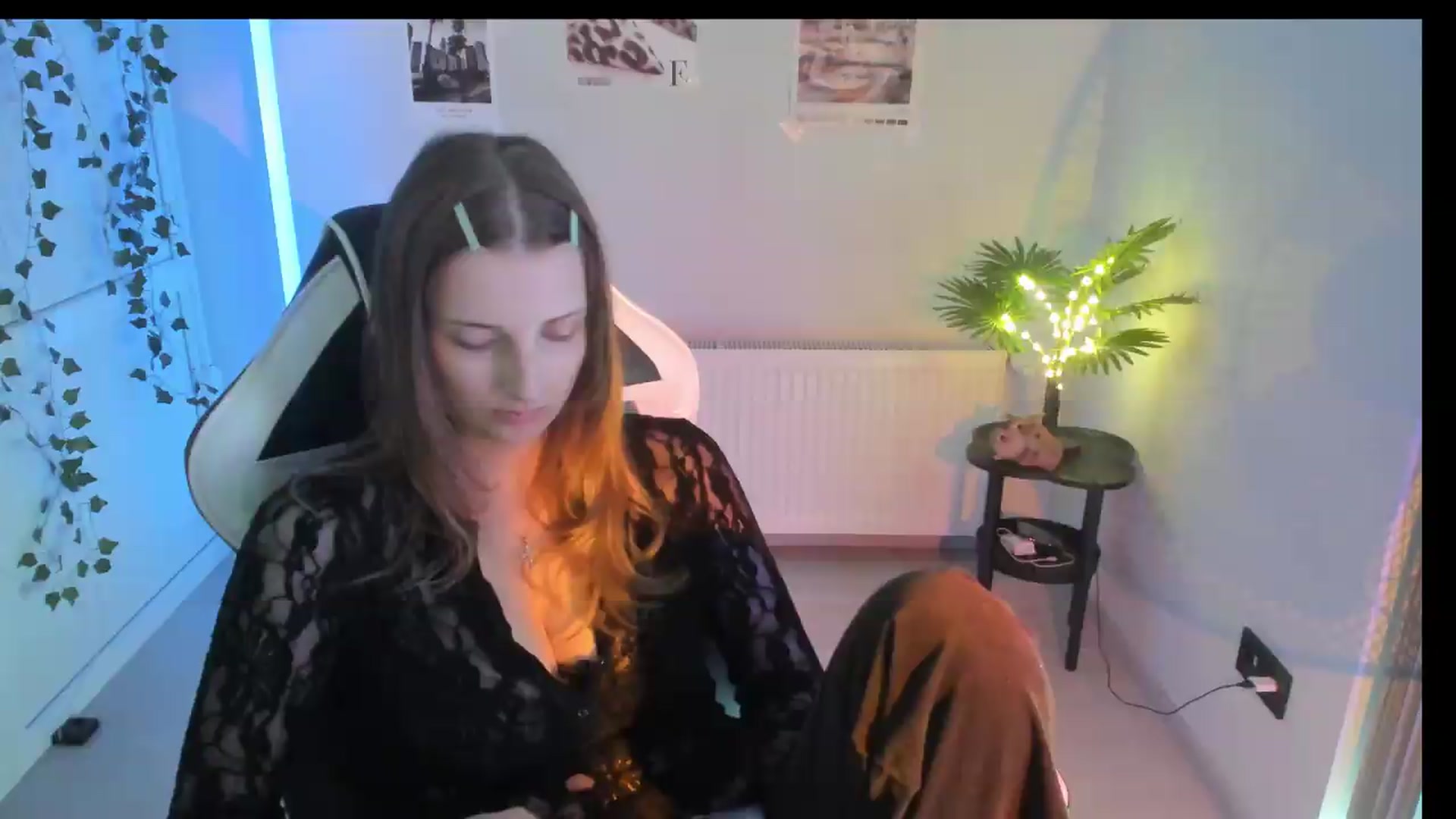 Gallery image thumbnail from Lissa_Stars's myfreecams stream on, 07/07/2026, 14:29 image 1 of 20