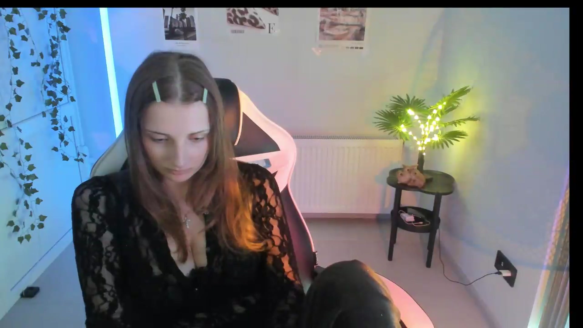 Gallery image thumbnail from Lissa_Stars's myfreecams stream on, 07/07/2026, 14:29 image 6 of 20