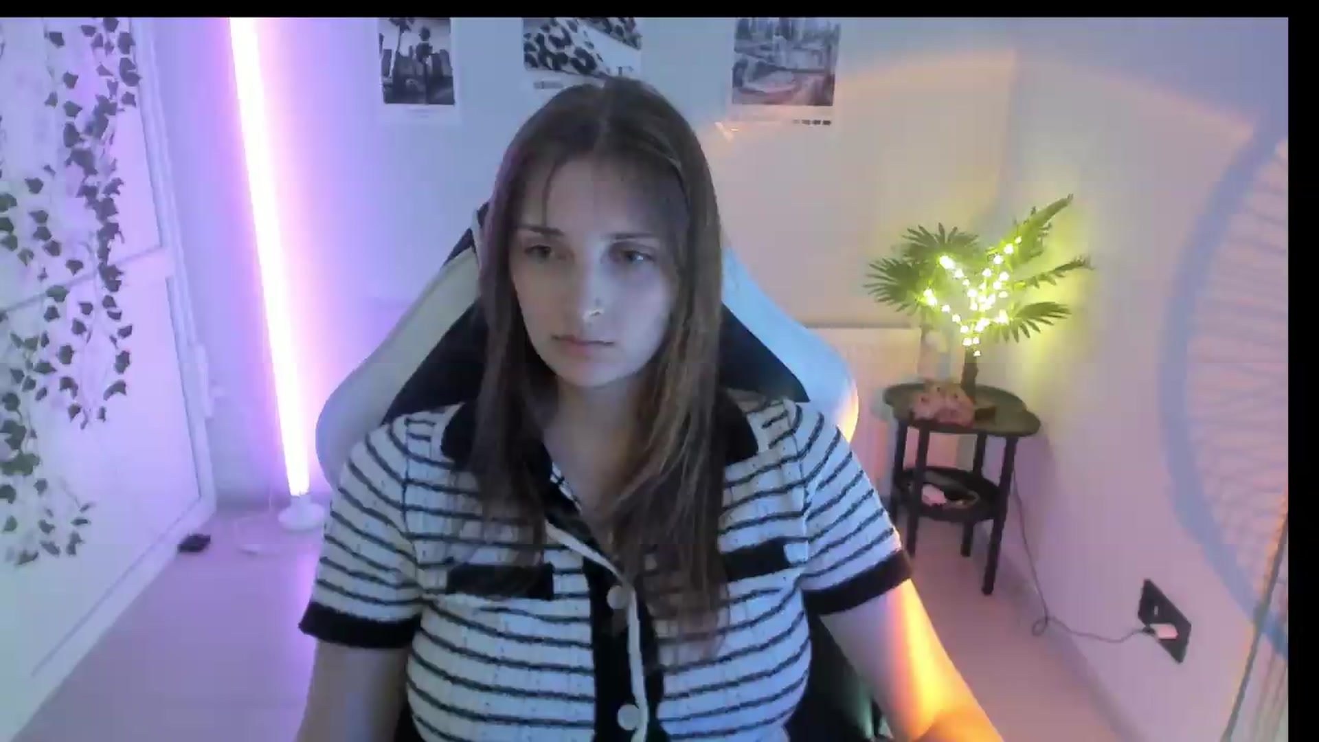 Gallery image thumbnail from Lissa_Stars's myfreecams stream on, 07/27/2026, 10:00 image 1 of 20