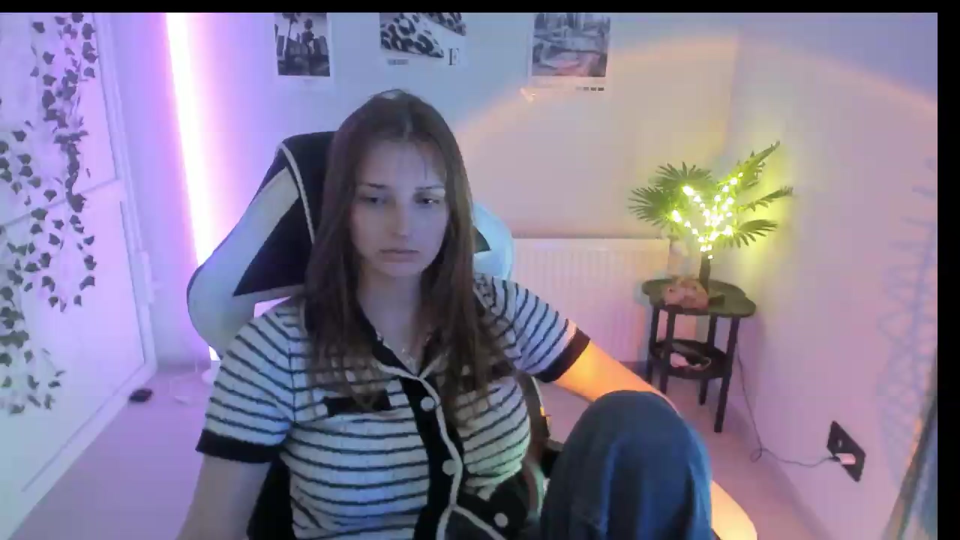 Gallery image thumbnail from Lissa_Stars's myfreecams stream on, 07/27/2026, 10:00 image 17 of 20