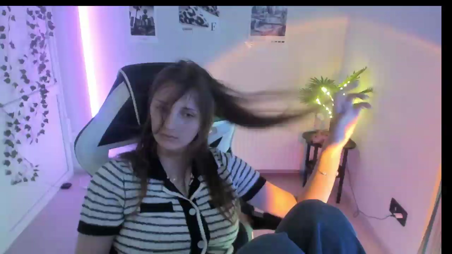 Gallery image thumbnail from Lissa_Stars's myfreecams stream on, 07/27/2026, 10:00 image 7 of 20