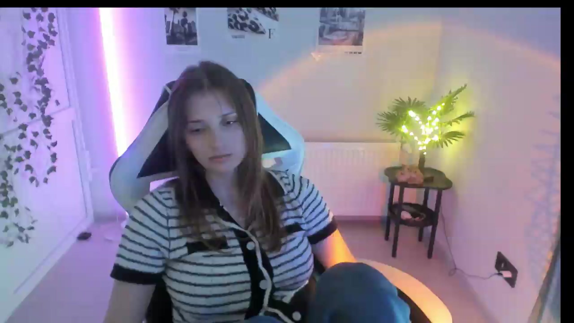 Gallery image thumbnail from Lissa_Stars's myfreecams stream on, 07/27/2026, 10:00 image 20 of 20