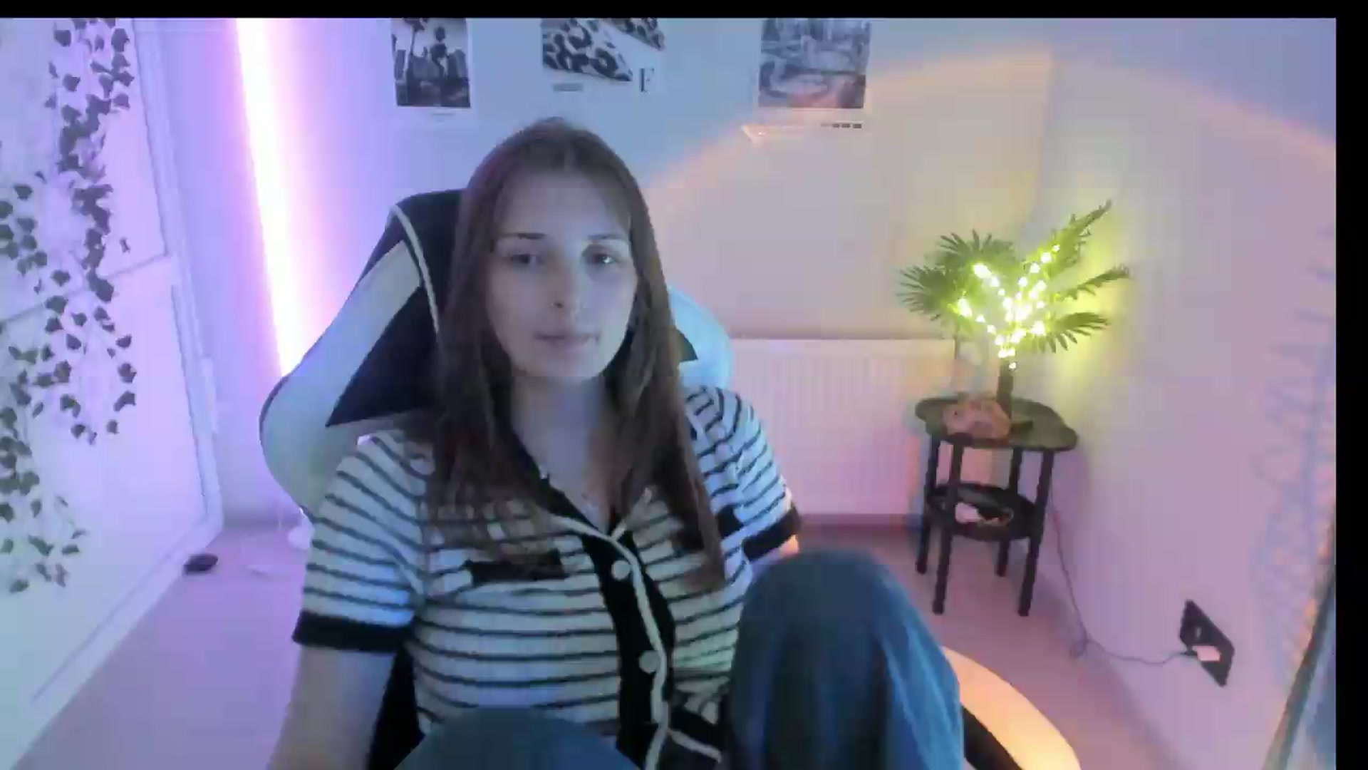 Gallery image thumbnail from Lissa_Stars's myfreecams stream on, 07/27/2026, 10:00 image 13 of 20