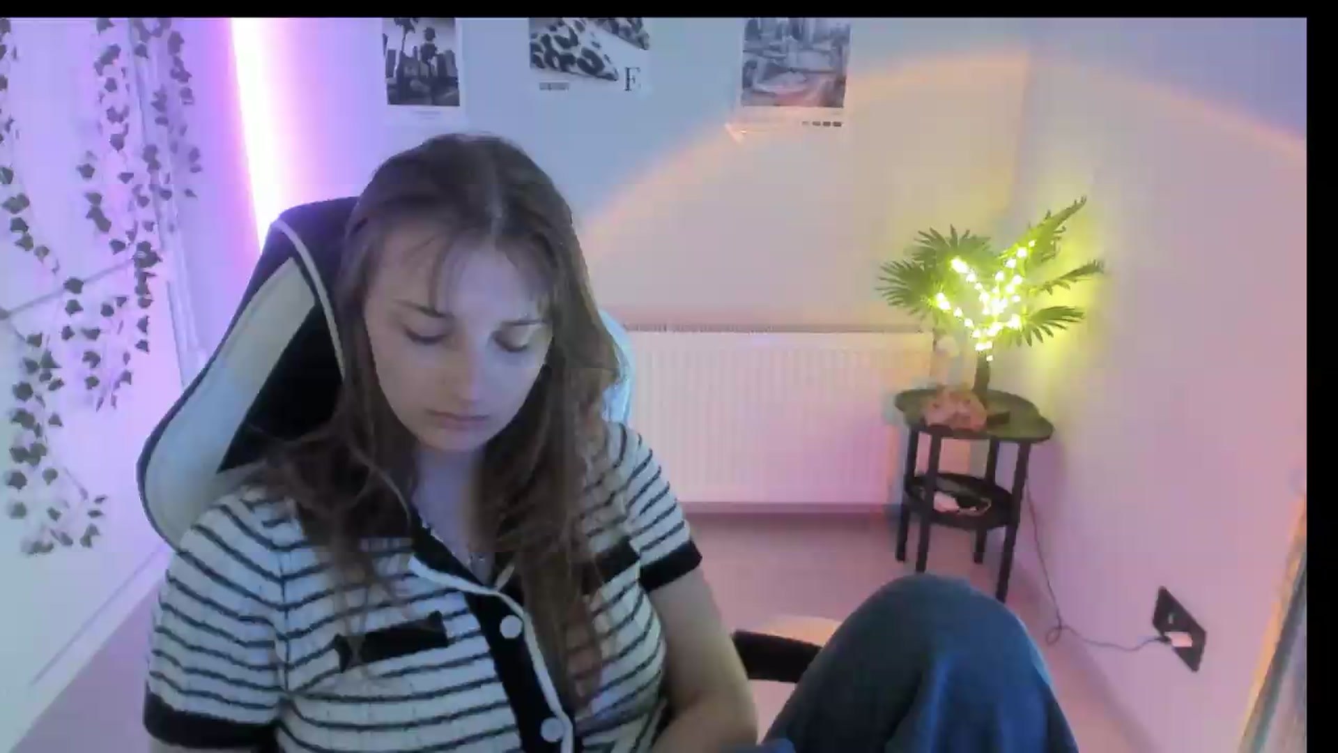 Gallery image thumbnail from Lissa_Stars's myfreecams stream on, 07/27/2026, 10:00 image 4 of 20