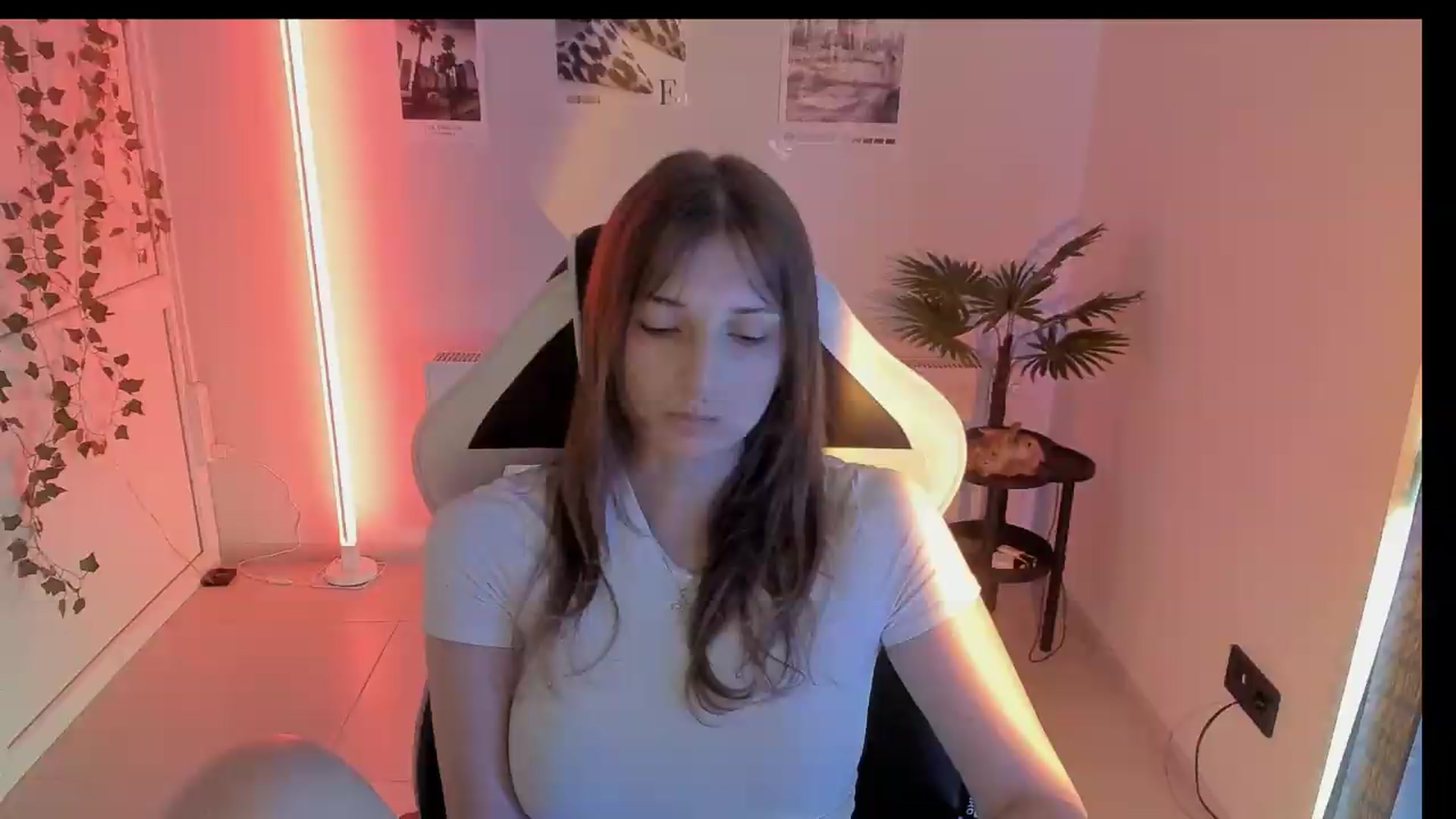 Gallery image thumbnail from Lissa_Stars's myfreecams stream on, 08/02/2026, 13:17 image 13 of 20