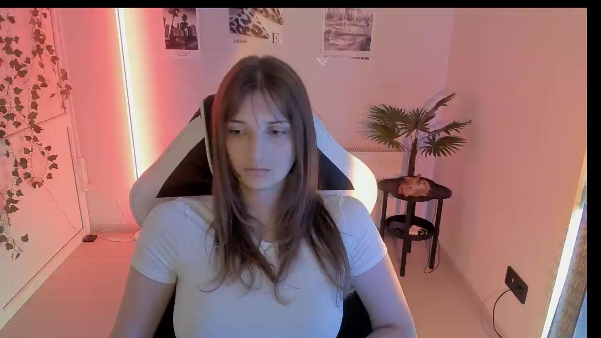 Gallery image thumbnail from Lissa_Stars's myfreecams stream on, 08/02/2026, 13:17 image 6 of 20