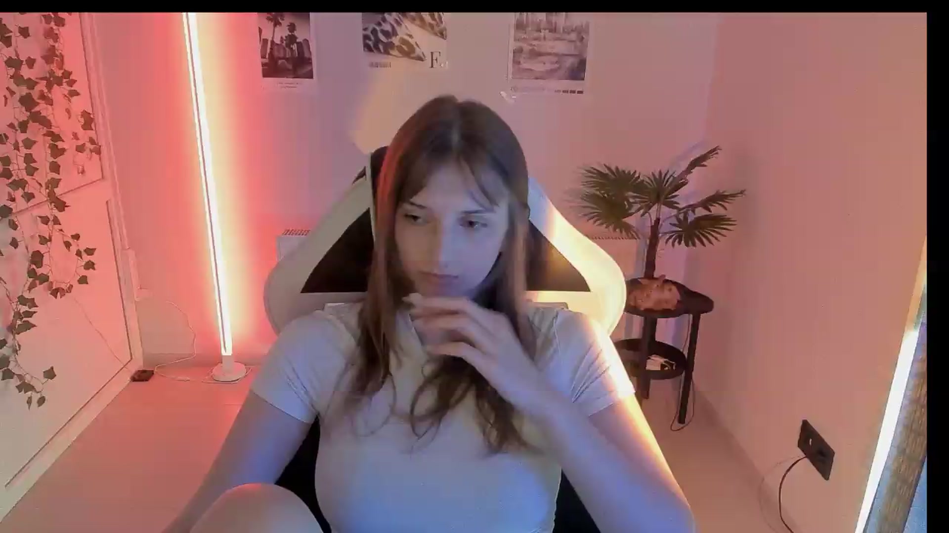 Gallery image thumbnail from Lissa_Stars's myfreecams stream on, 08/02/2026, 13:17 image 14 of 20