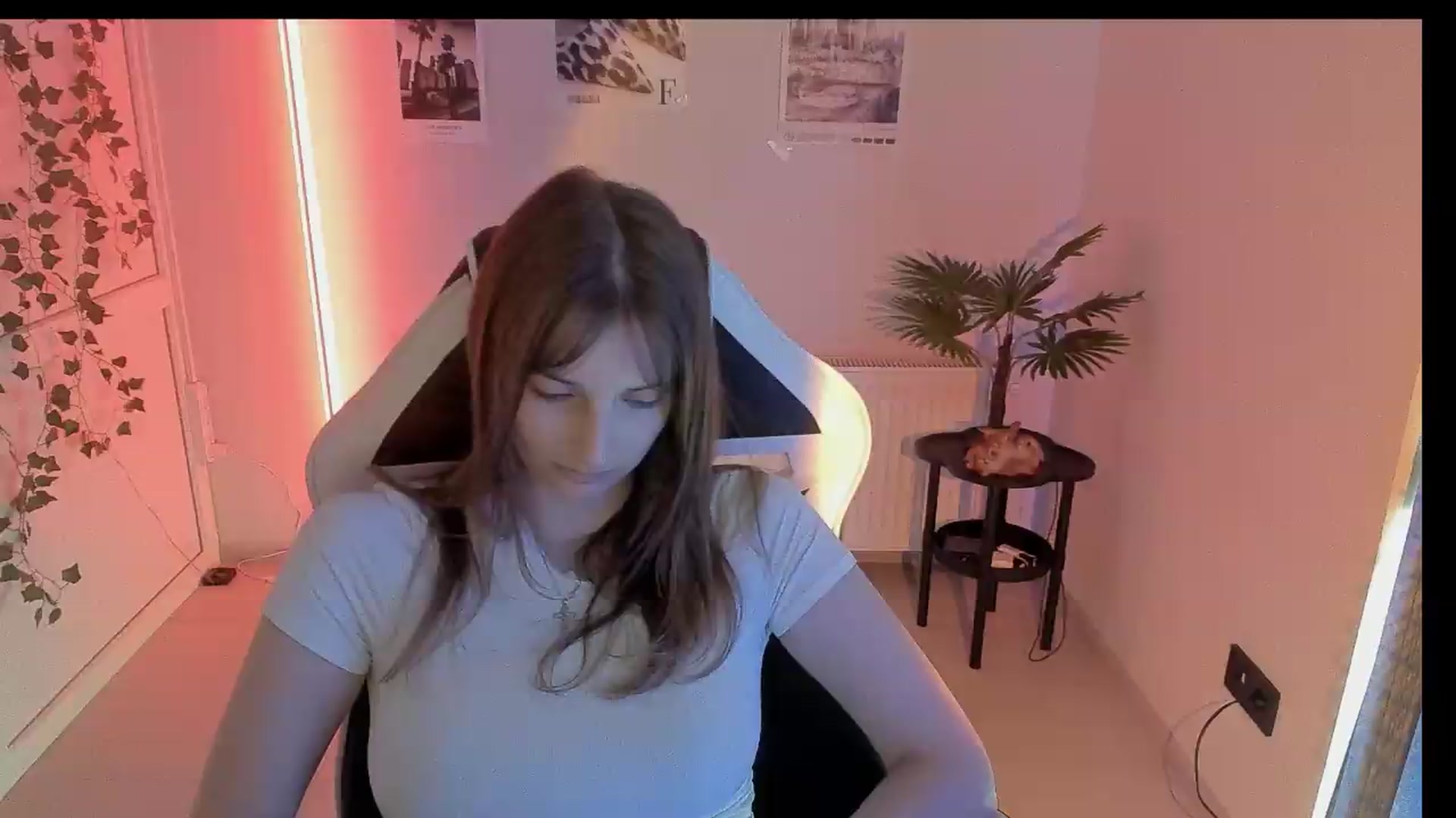 Gallery image thumbnail from Lissa_Stars's myfreecams stream on, 08/02/2026, 13:17 image 19 of 20