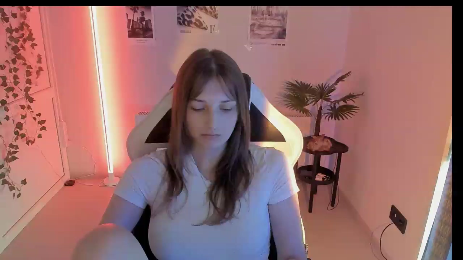 Gallery image thumbnail from Lissa_Stars's myfreecams stream on, 08/02/2026, 13:17 image 15 of 20