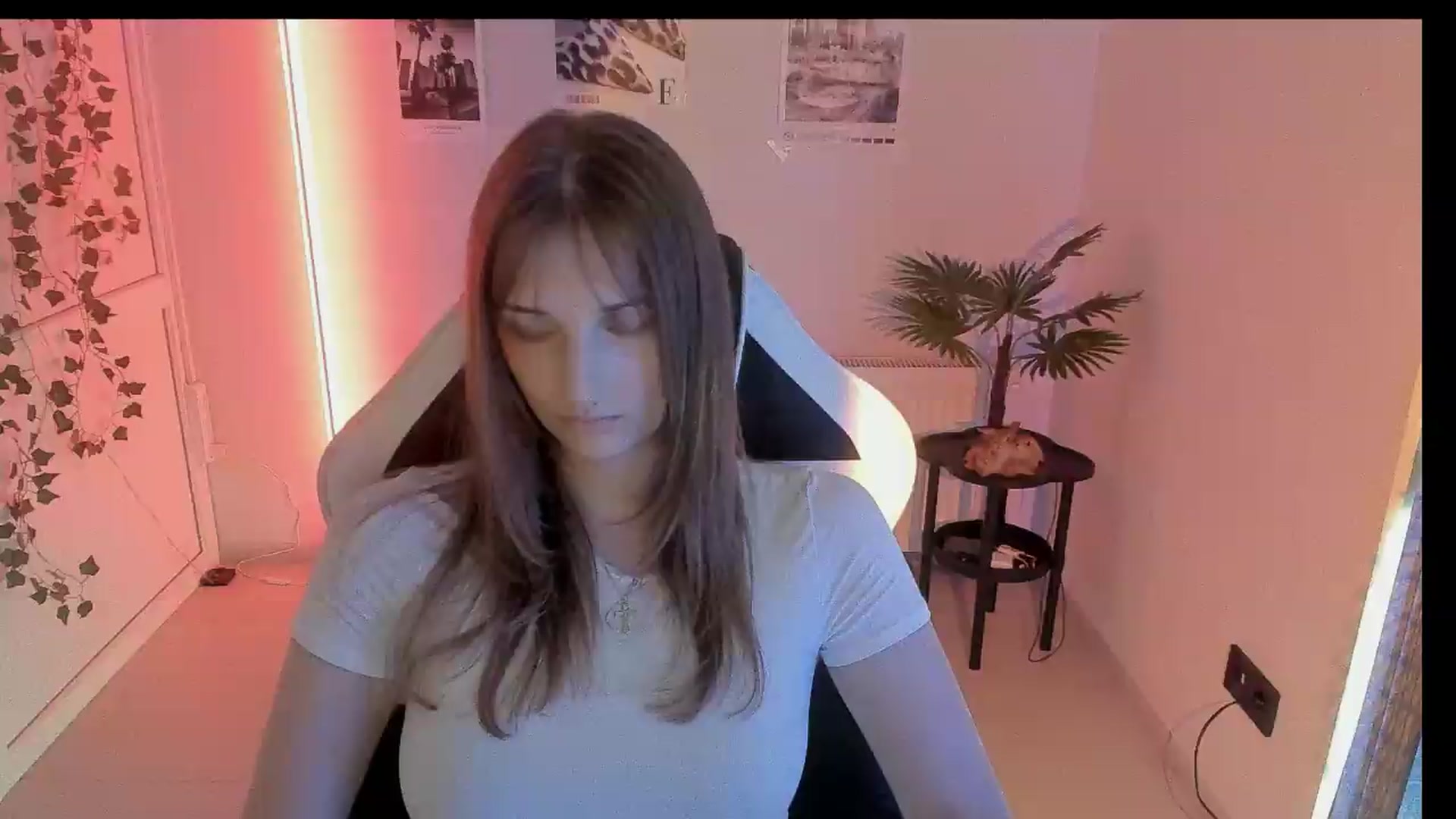 Gallery image thumbnail from Lissa_Stars's myfreecams stream on, 08/02/2026, 13:17 image 2 of 20