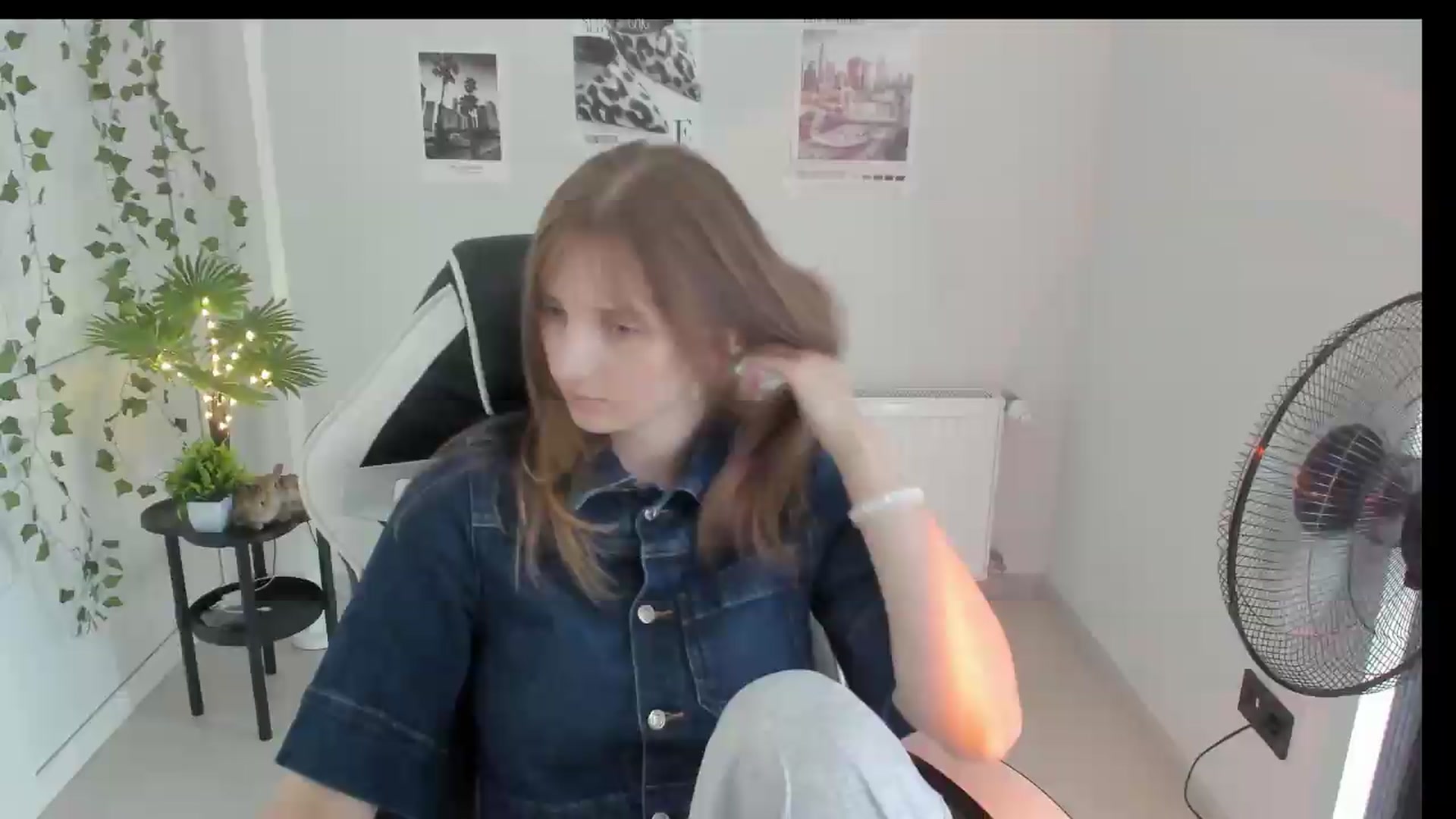 Gallery image thumbnail from Lissa_Stars's myfreecams stream on, 08/15/2026, 12:41 image 11 of 20