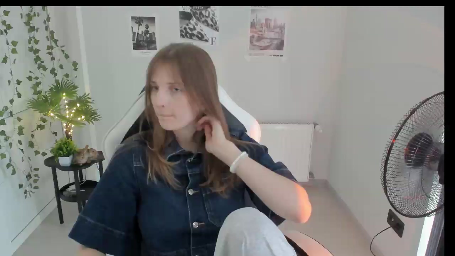 Gallery image thumbnail from Lissa_Stars's myfreecams stream on, 08/15/2026, 12:41 image 9 of 20