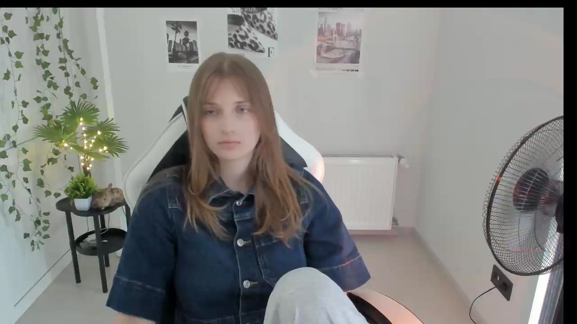 Gallery image thumbnail from Lissa_Stars's myfreecams stream on, 08/15/2026, 12:41 image 8 of 20