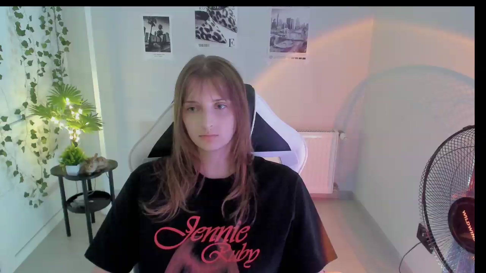 Gallery image thumbnail from Lissa_Stars's myfreecams stream on, 08/16/2026, 09:07 image 14 of 20