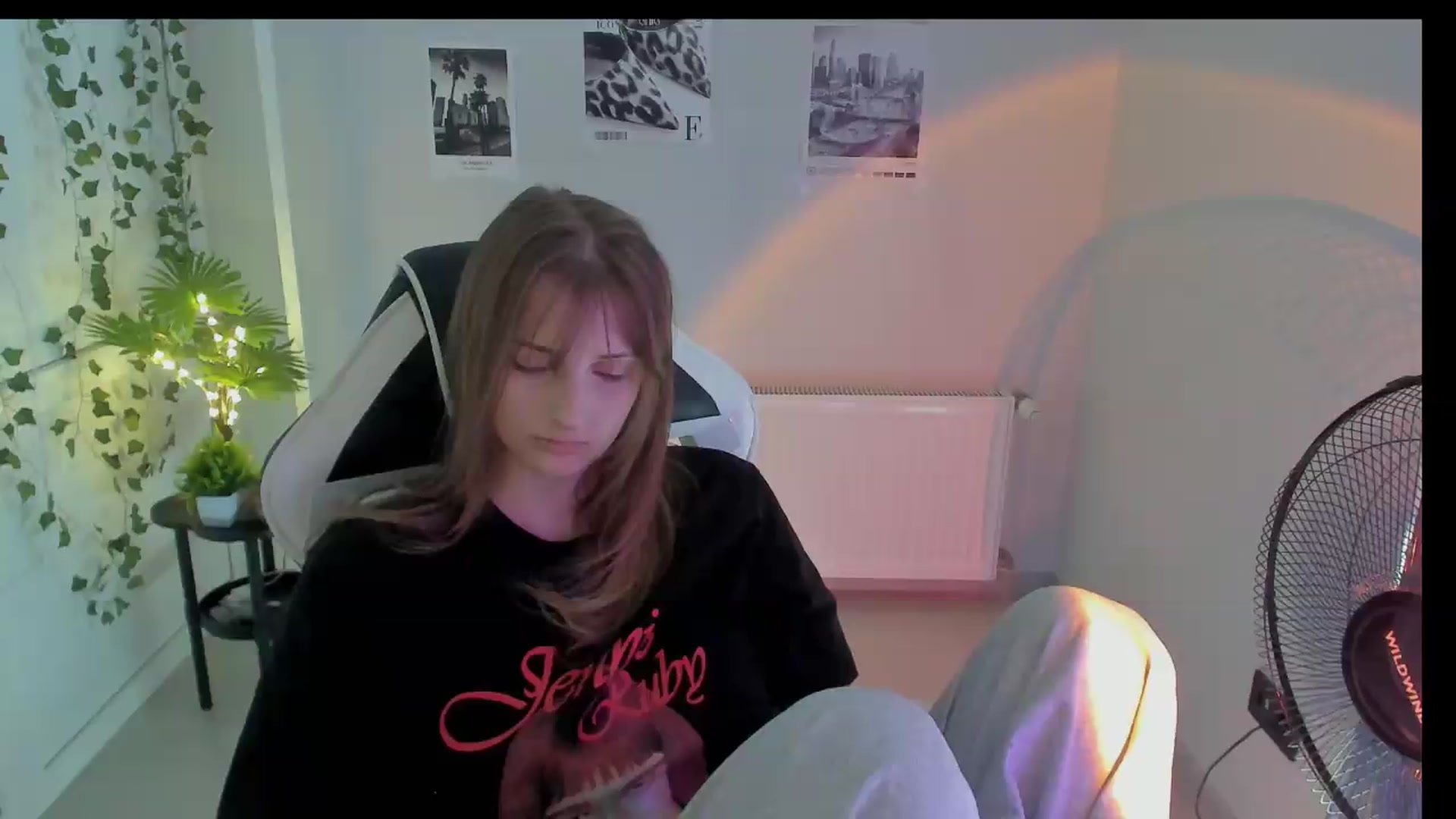 Gallery image thumbnail from Lissa_Stars's myfreecams stream on, 08/16/2026, 09:07 image 6 of 20